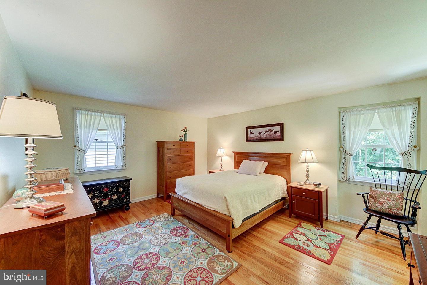 KINGS MANOR - Residential Lease