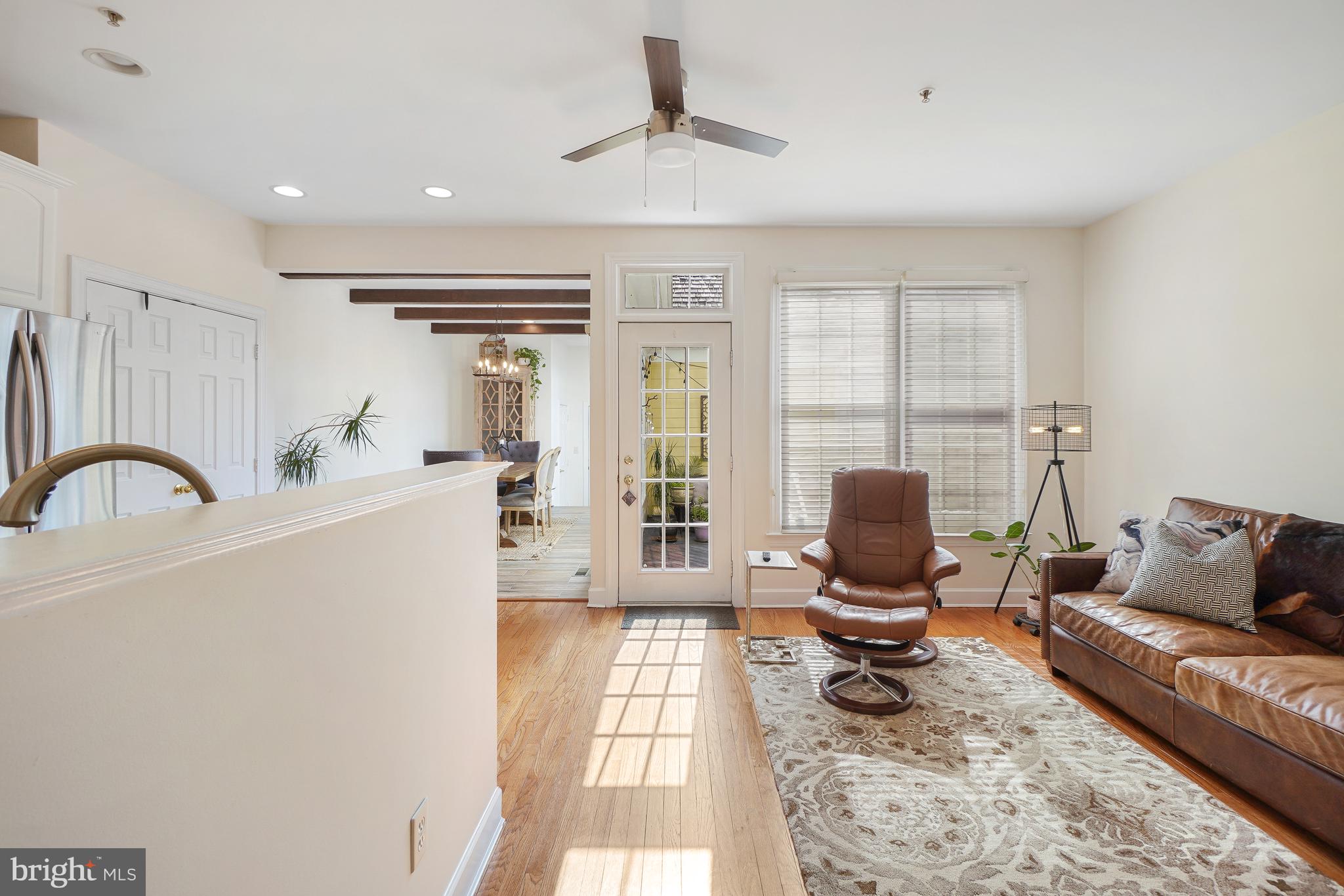 KENTLANDS MIDTOWN - Residential