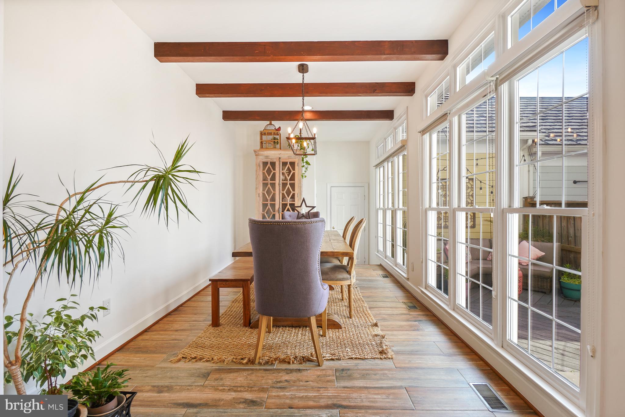 KENTLANDS MIDTOWN - Residential