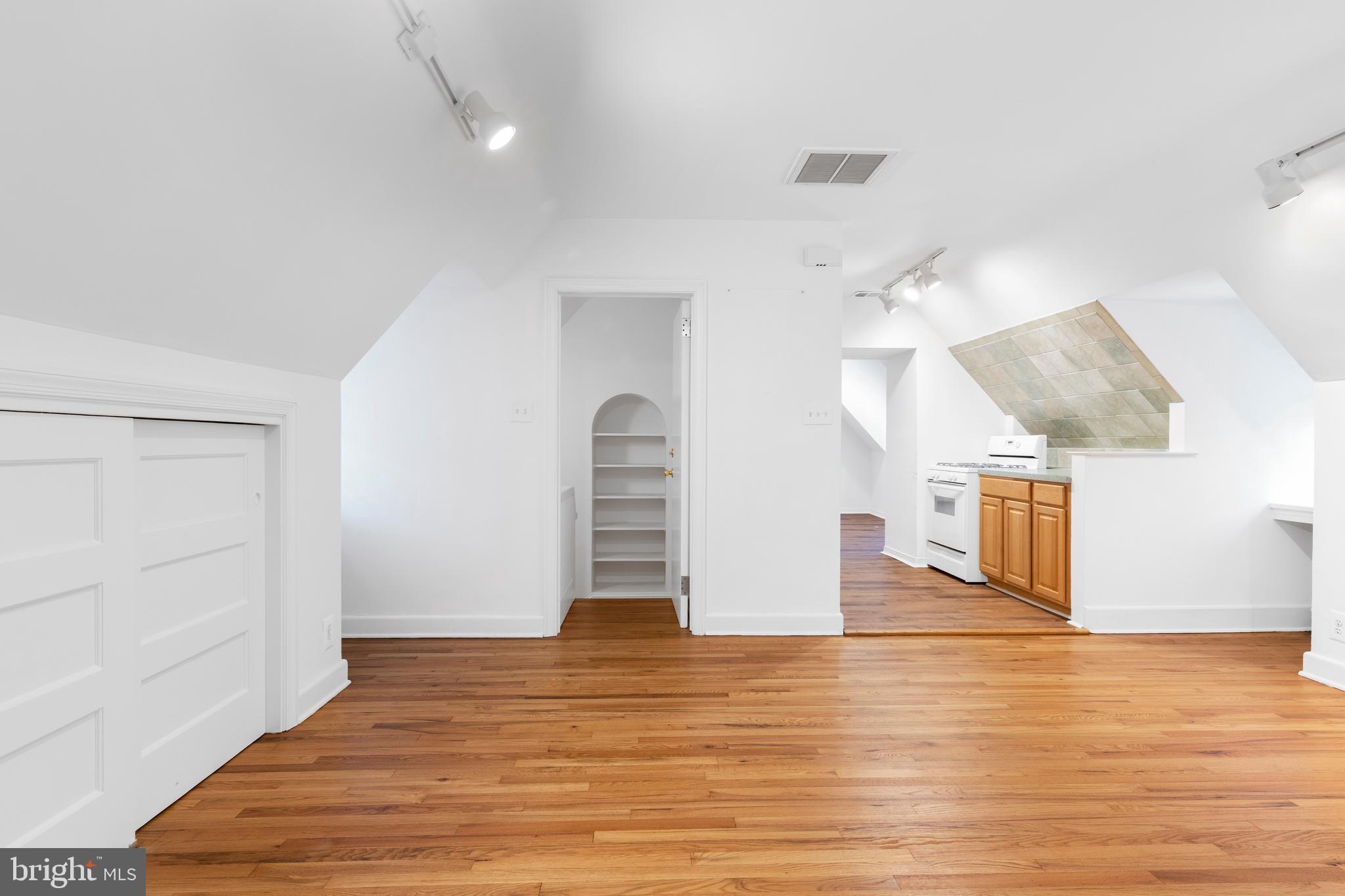 MT AIRY (WEST) - Residential