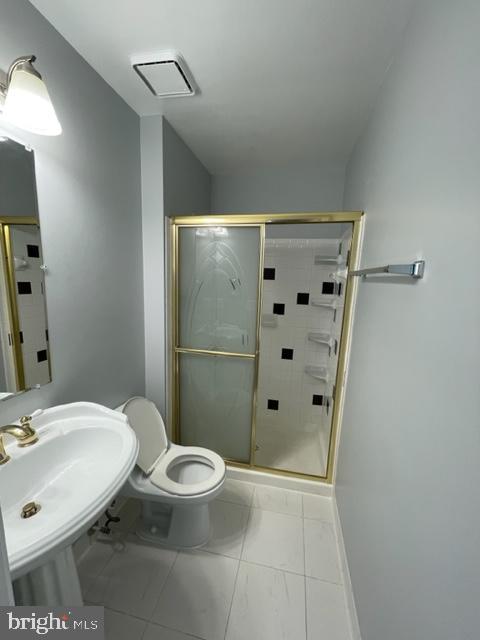 DALE CITY - Residential Lease