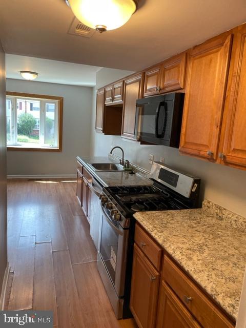 DALE CITY - Residential Lease