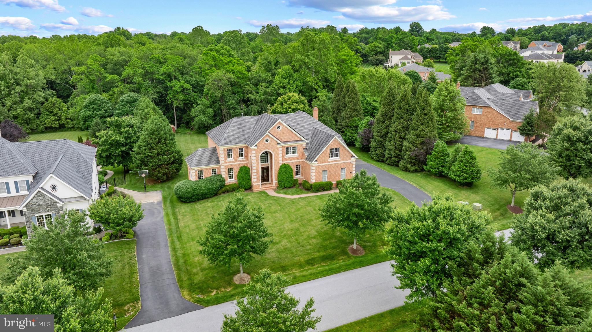 11526 FOX RIVER DRIVE