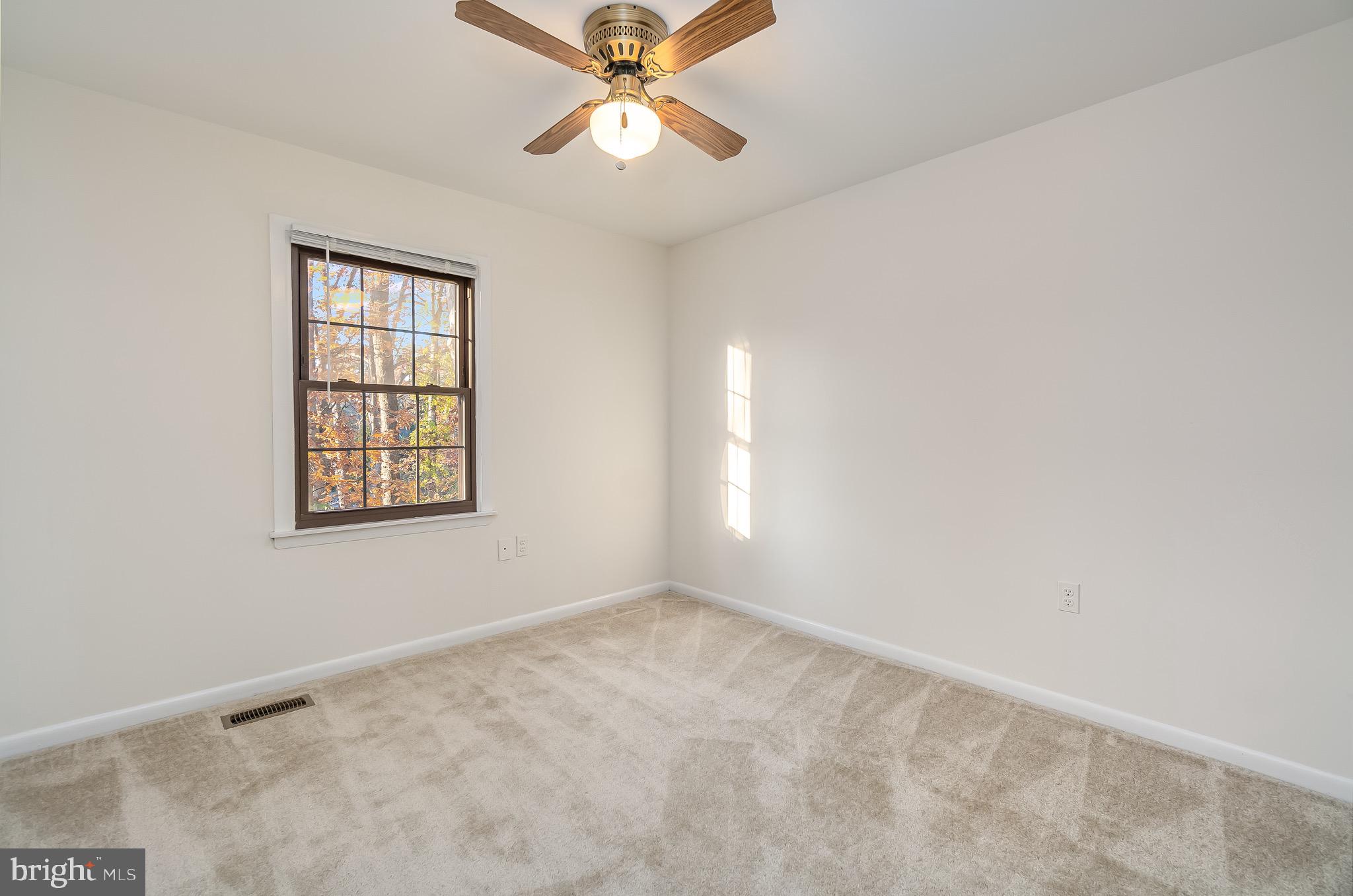 CARDINAL GLEN - Residential