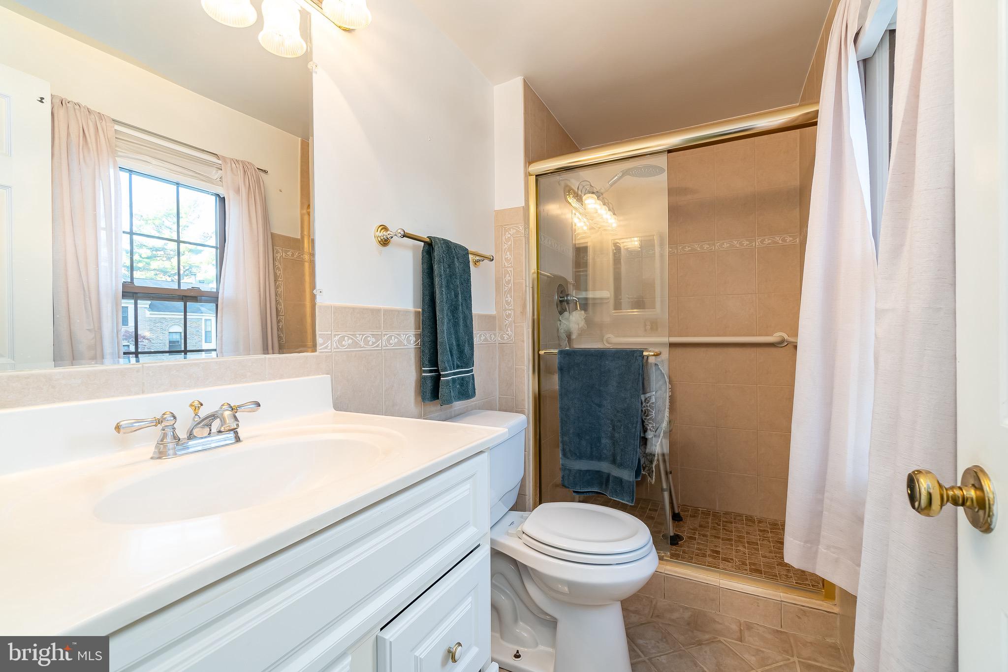 CARDINAL GLEN - Residential