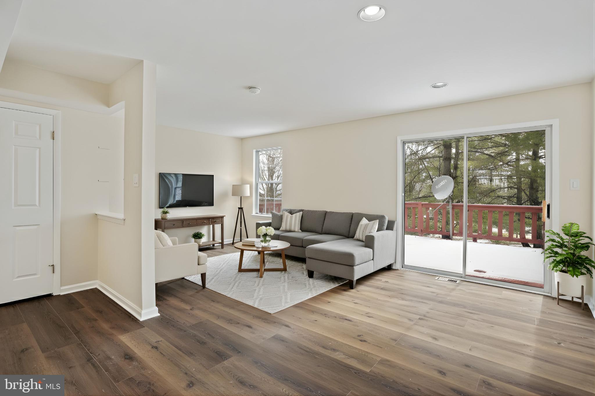 9401 RIVERBRINK COURT