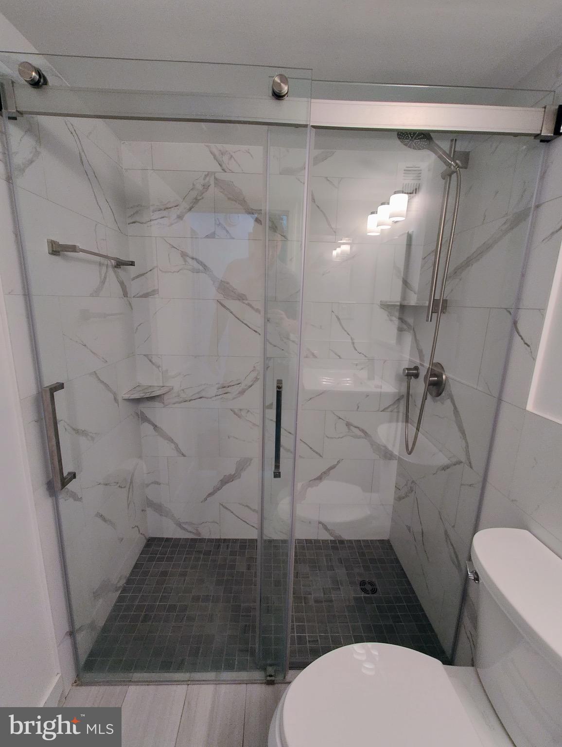 WEST SPRING - Residential