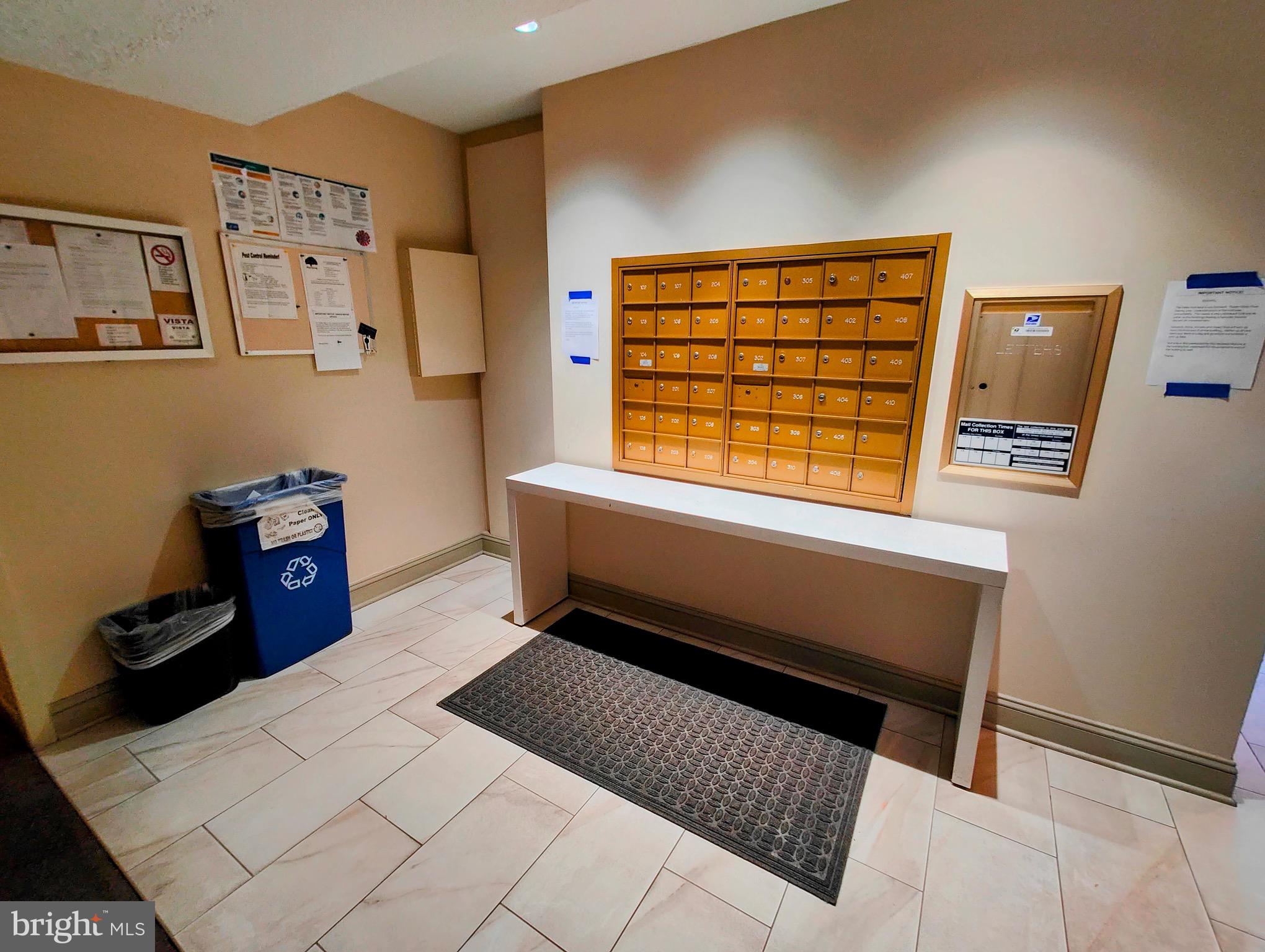 WEST SPRING - Residential