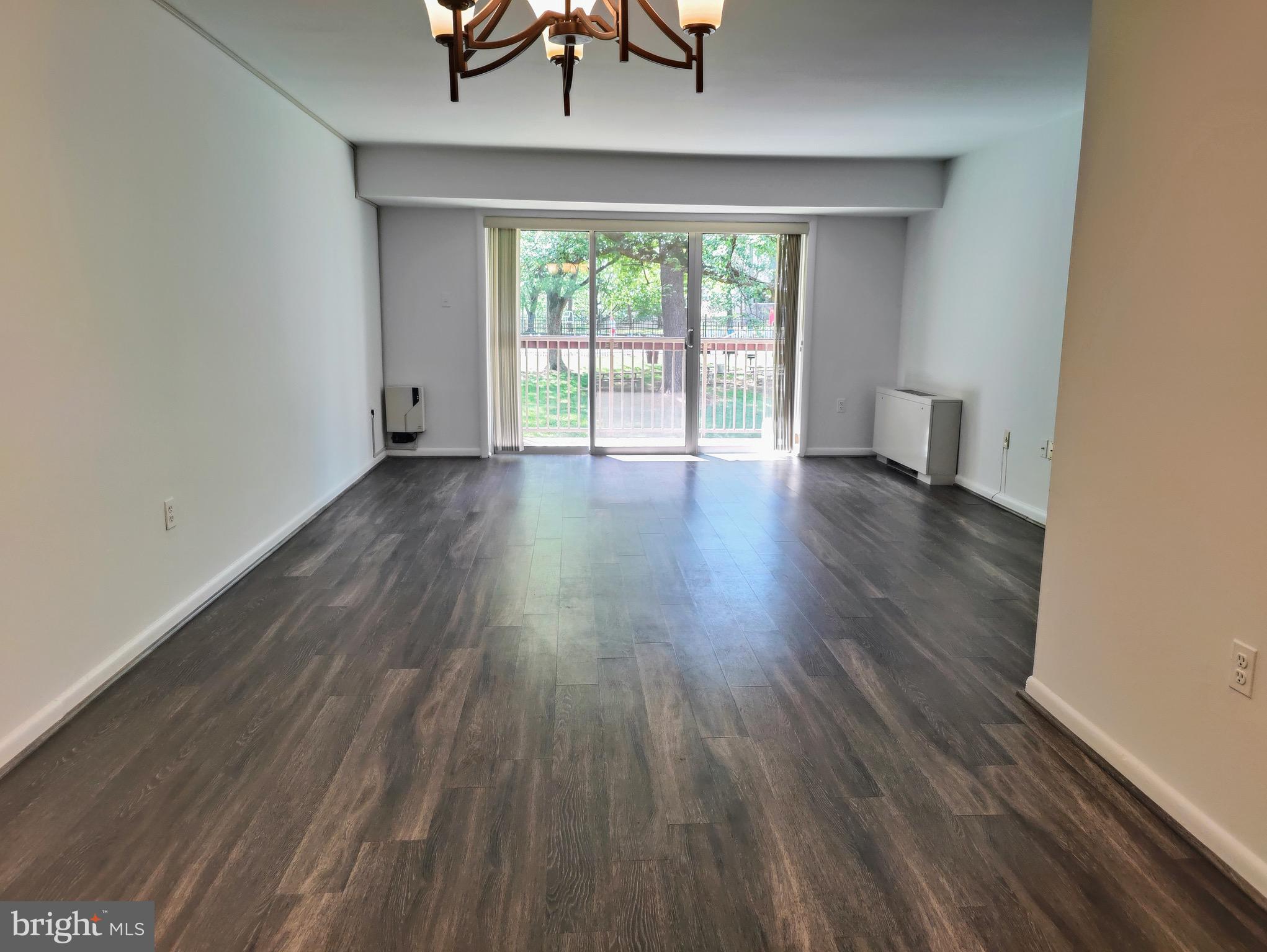 WEST SPRING - Residential