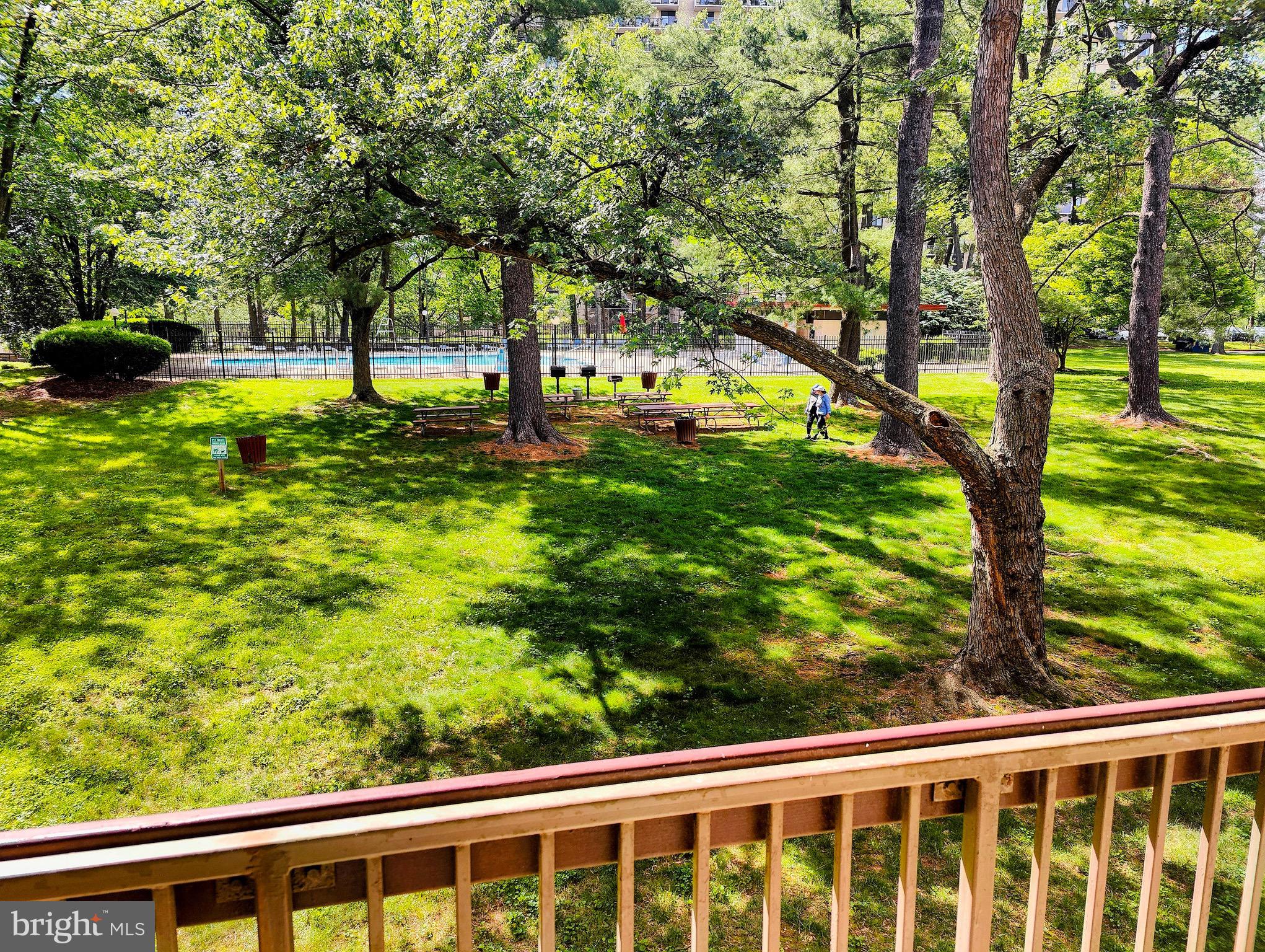 WEST SPRING - Residential