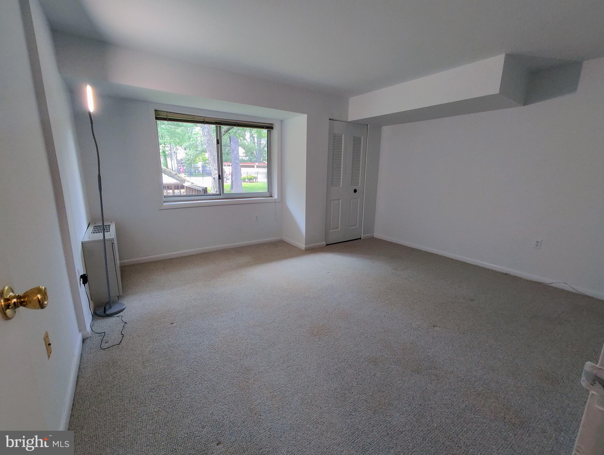 WEST SPRING - Residential