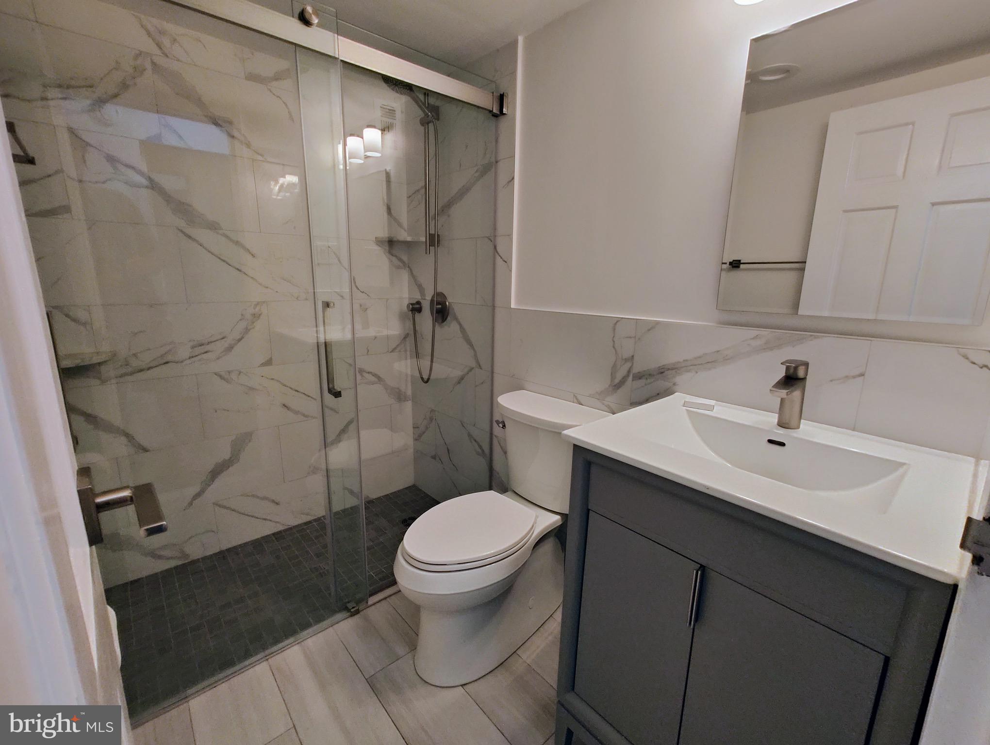 WEST SPRING - Residential