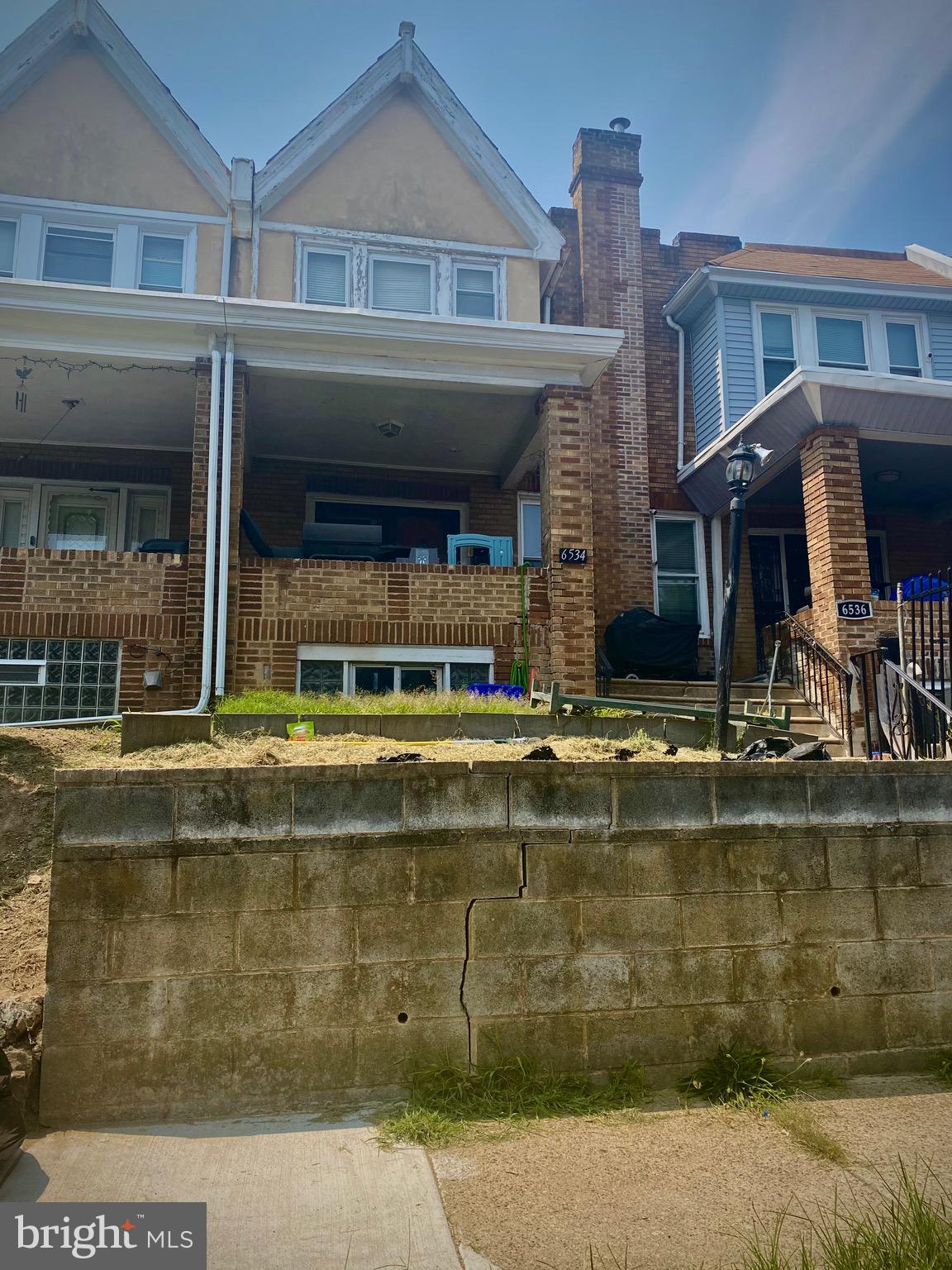 WEST OAK LANE - Residential