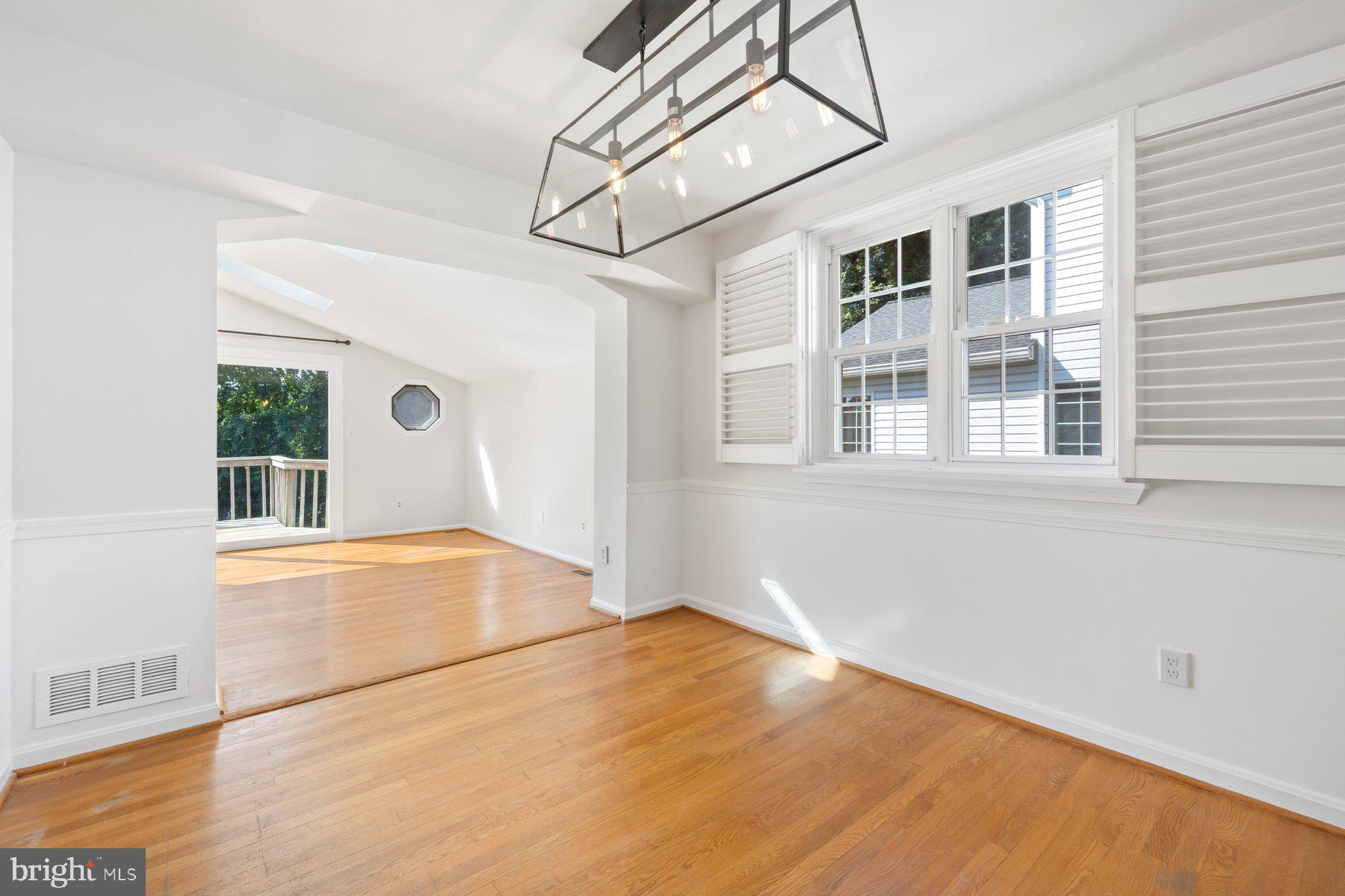 9407 WADSWORTH DRIVE