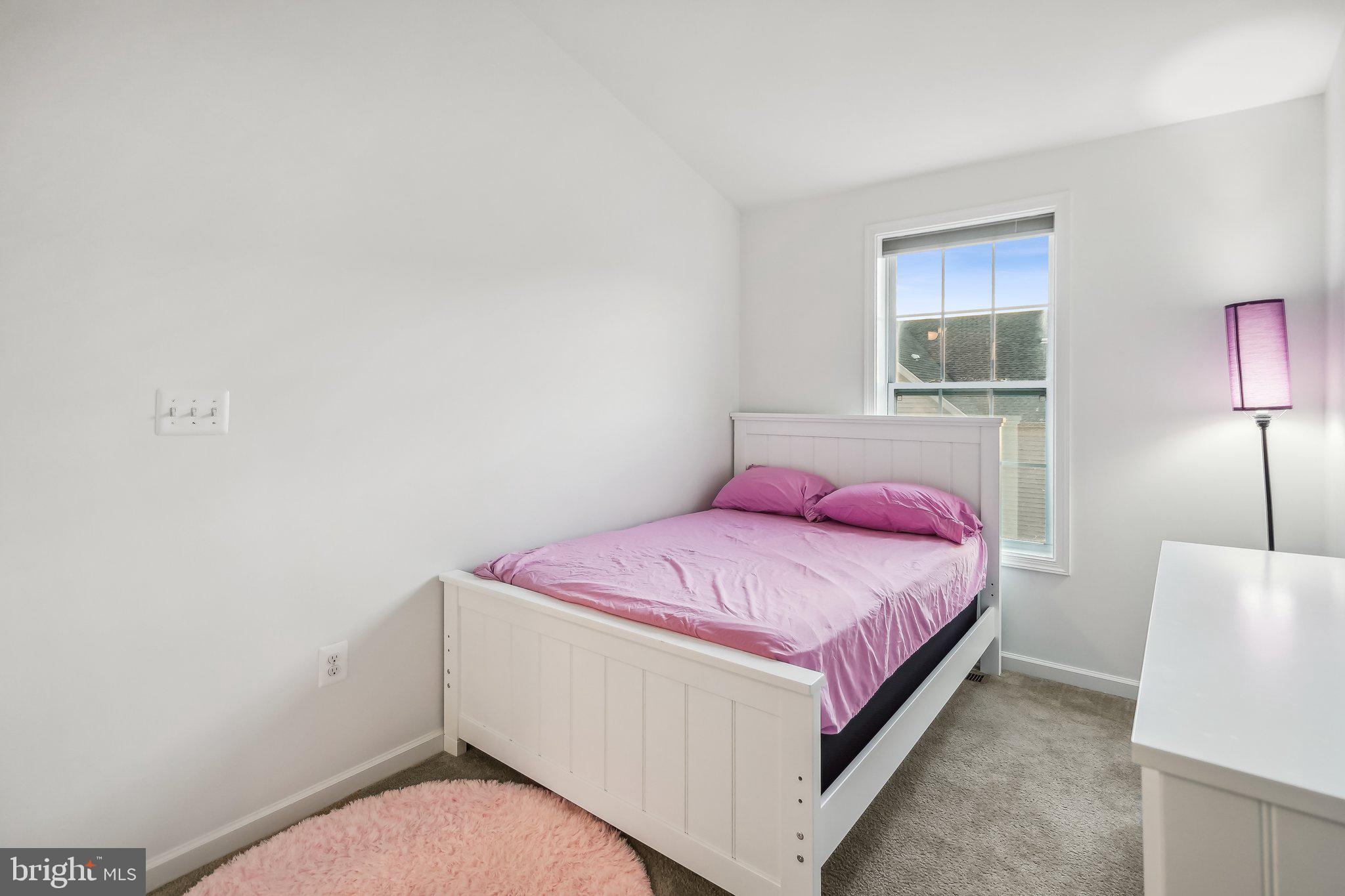 MOOREFIELD STATION - Residential Lease