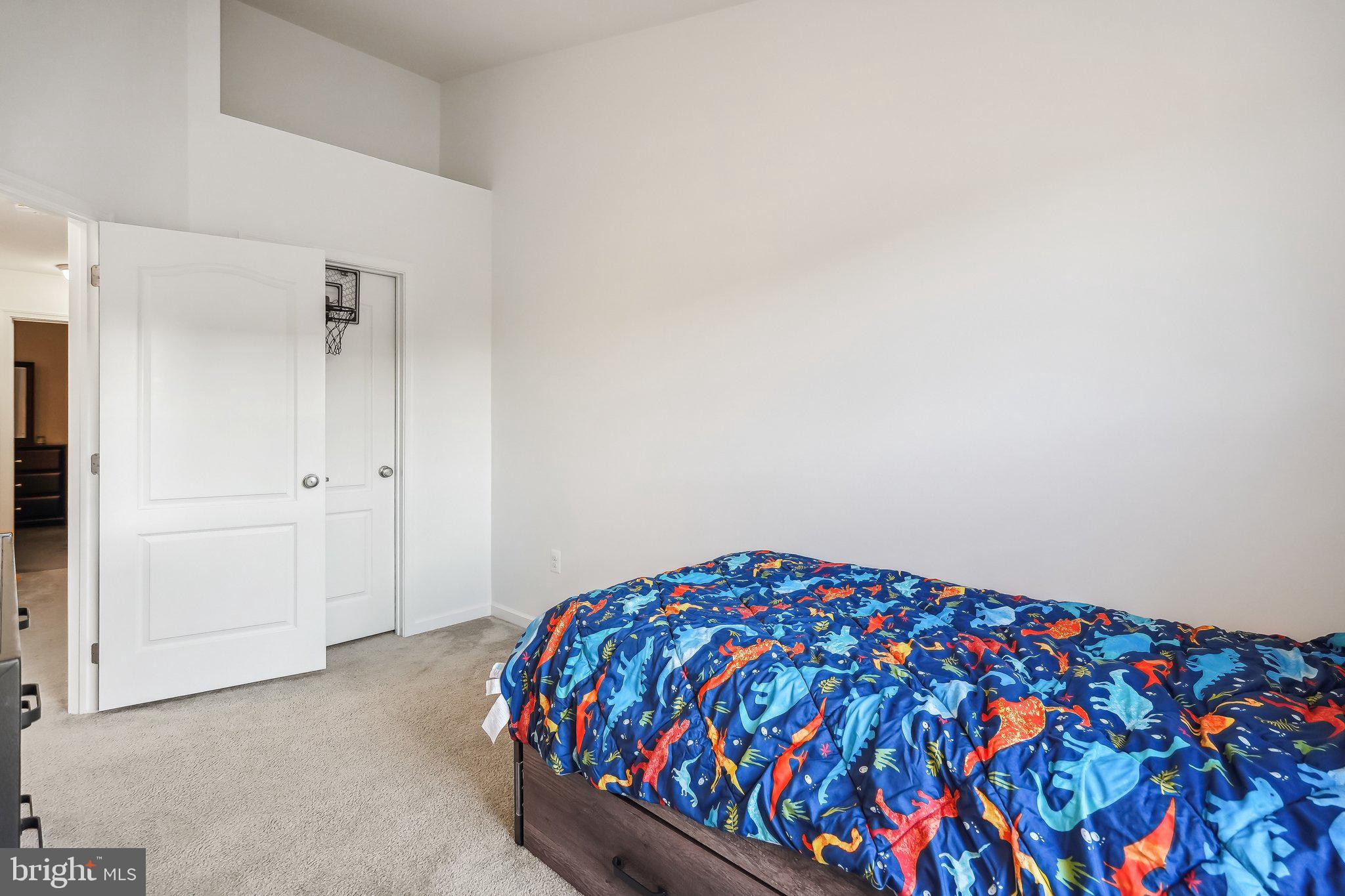 MOOREFIELD STATION - Residential Lease