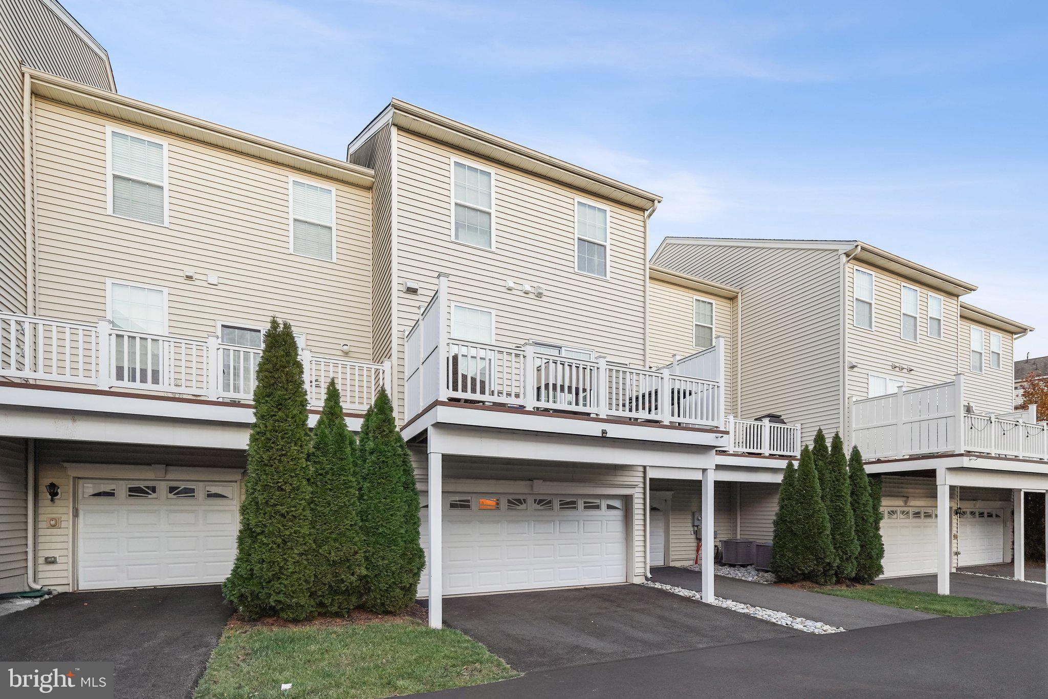 MOOREFIELD STATION - Residential Lease