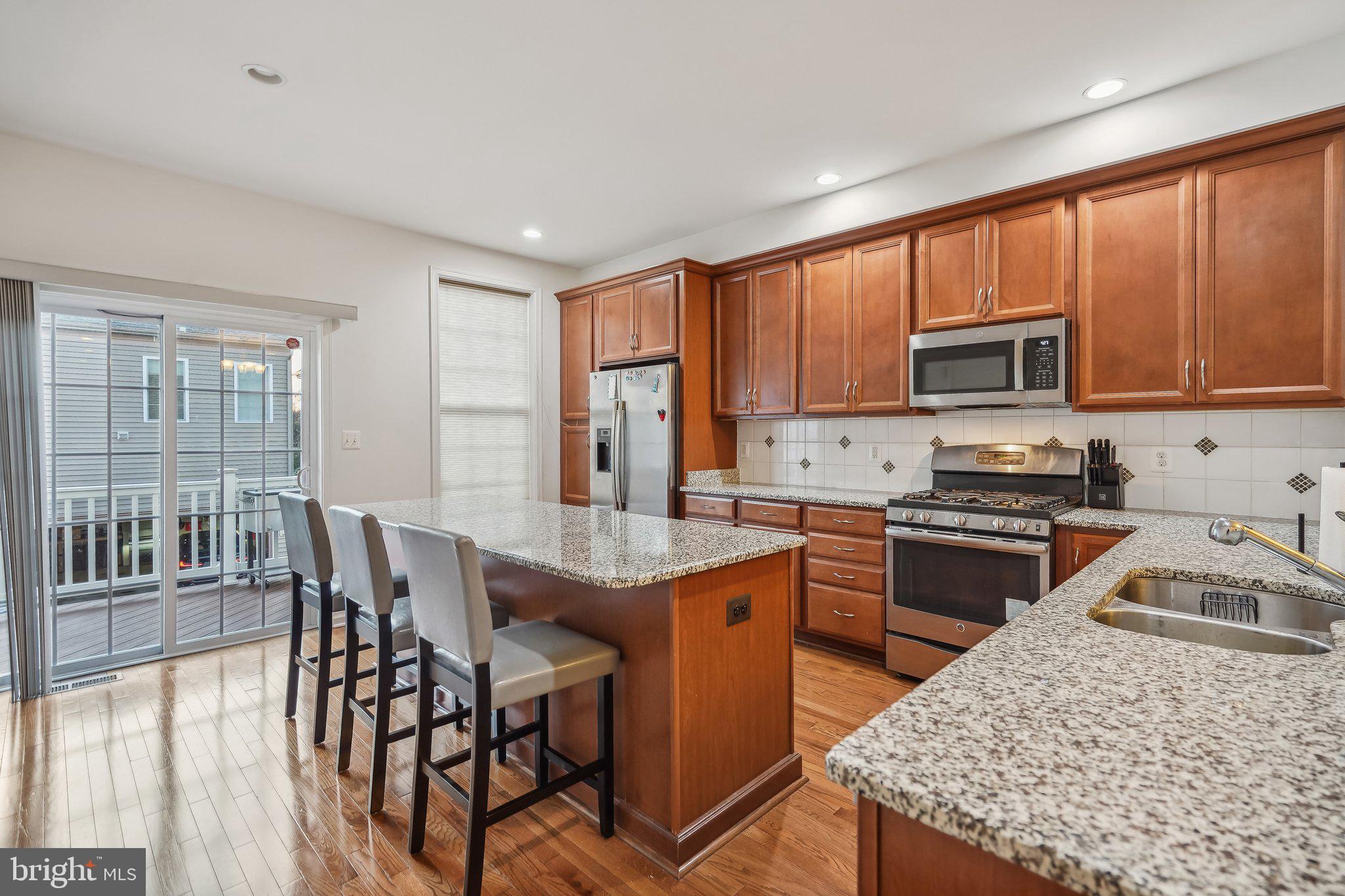 MOOREFIELD STATION - Residential Lease