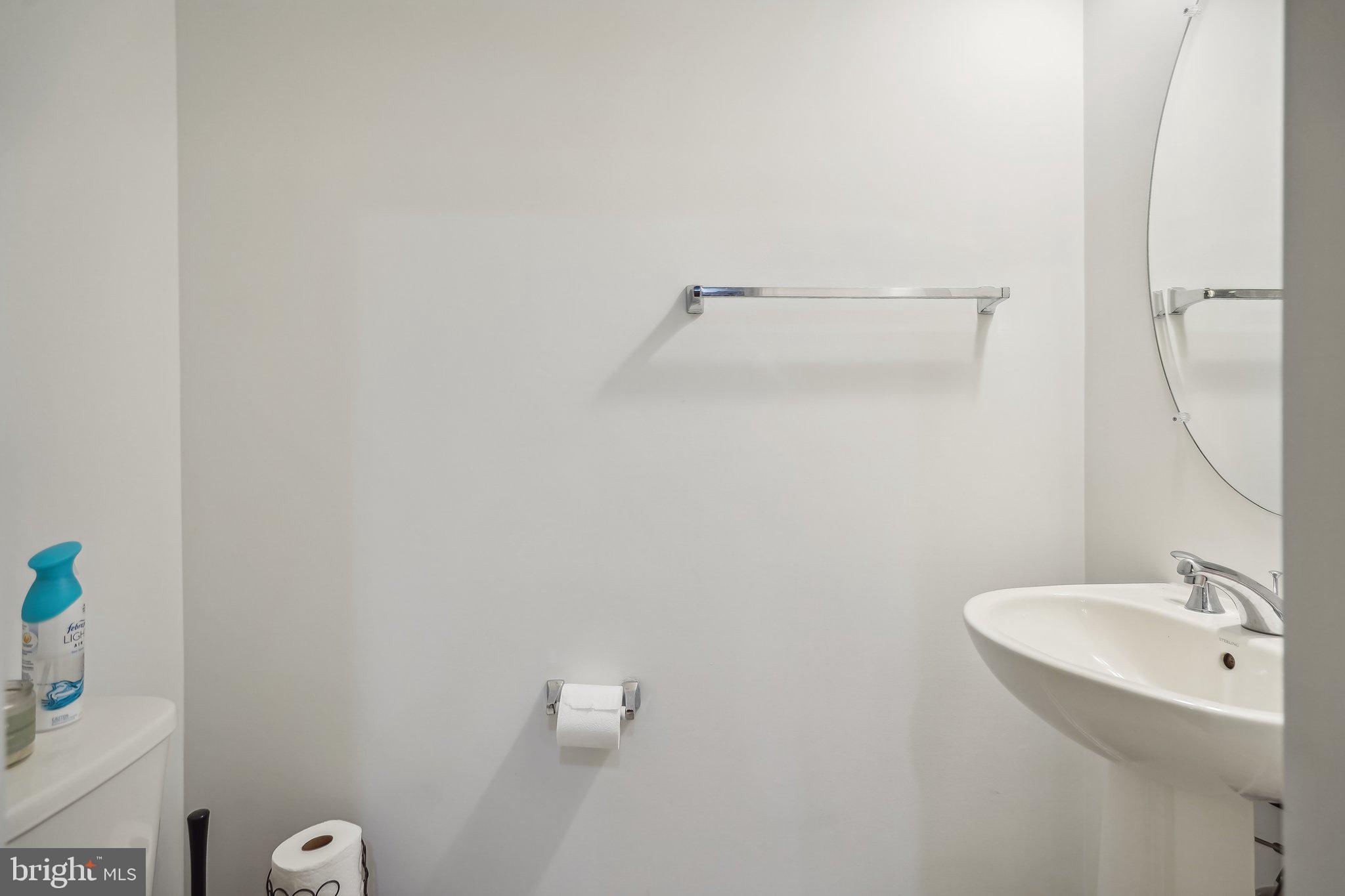 MOOREFIELD STATION - Residential Lease