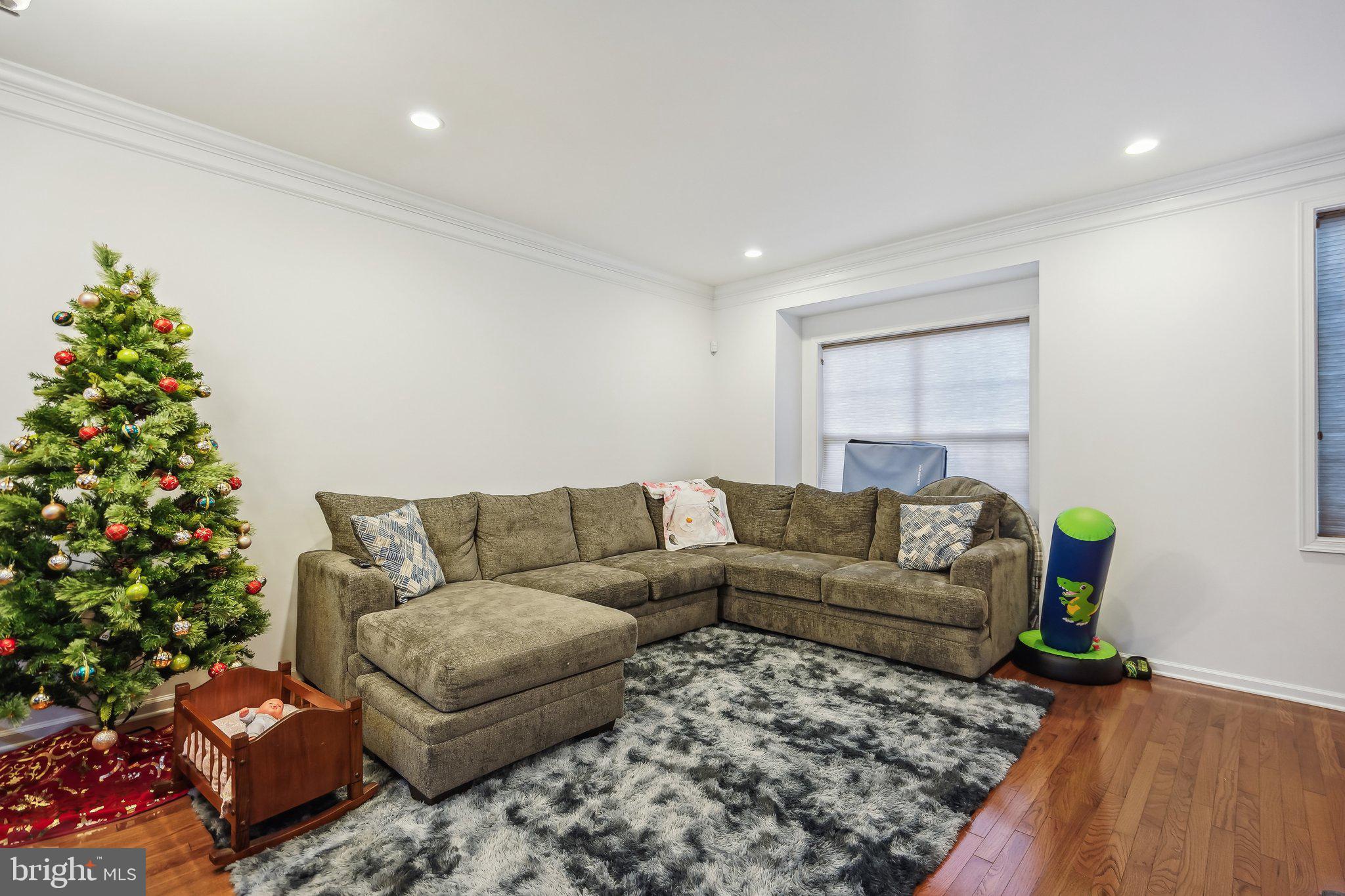 MOOREFIELD STATION - Residential Lease