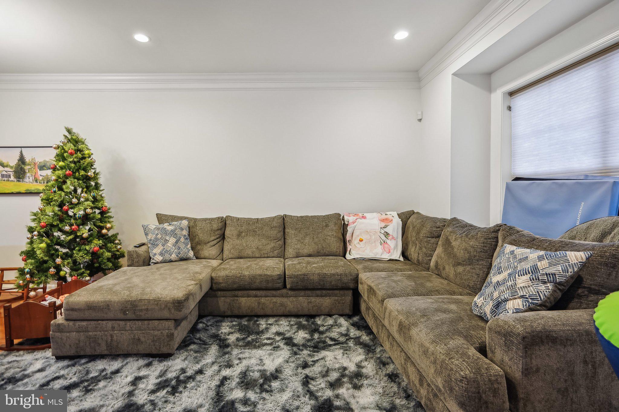 MOOREFIELD STATION - Residential Lease