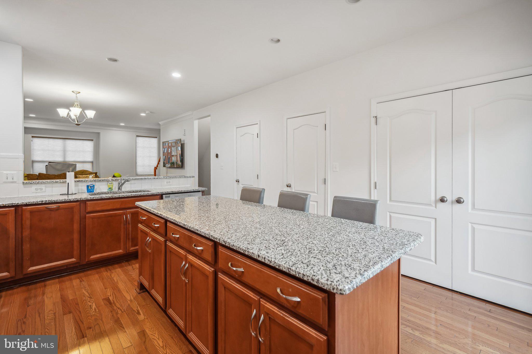 MOOREFIELD STATION - Residential Lease