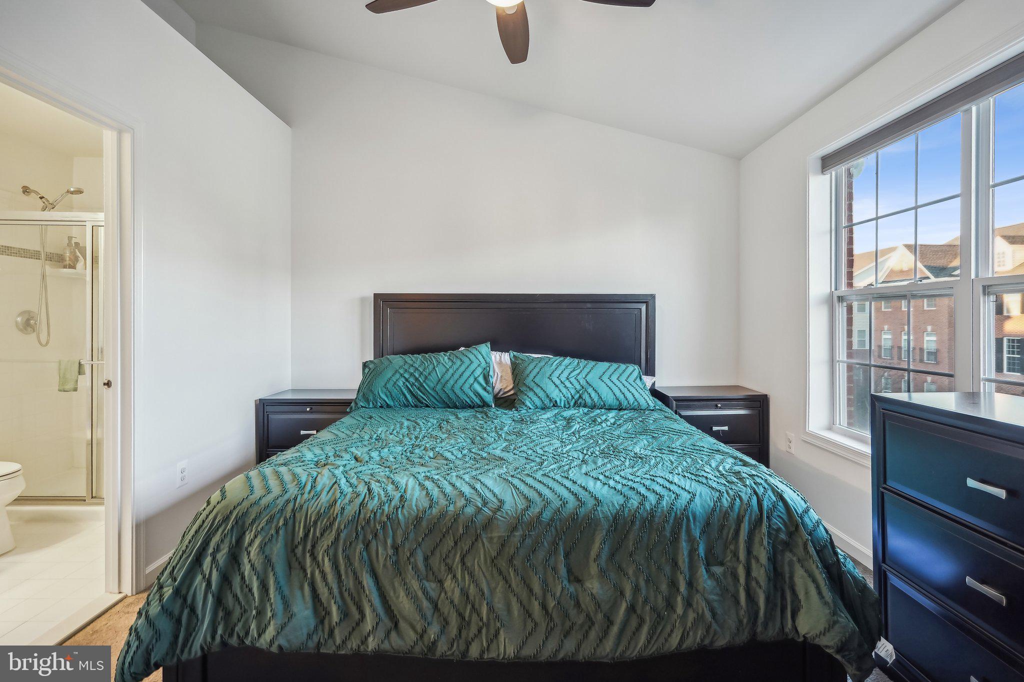 MOOREFIELD STATION - Residential Lease