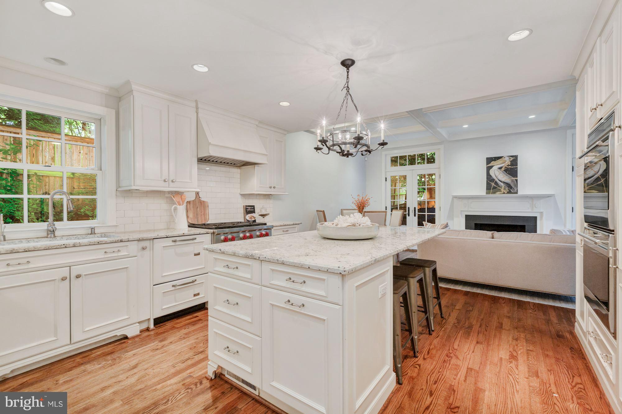 SPRING VALLEY - Residential