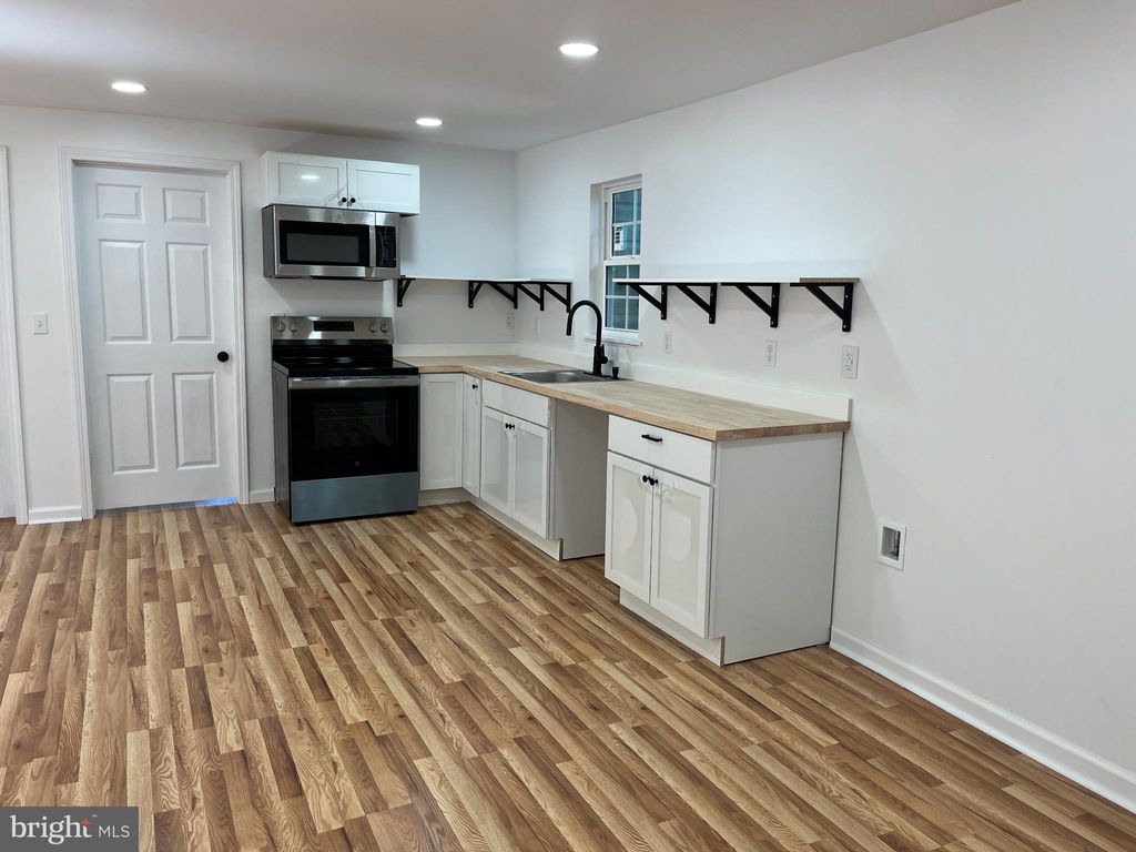 Photo of 7060 Fredericks Hall Road, MINERAL, VA 23117 (MLS # VALA2008748)