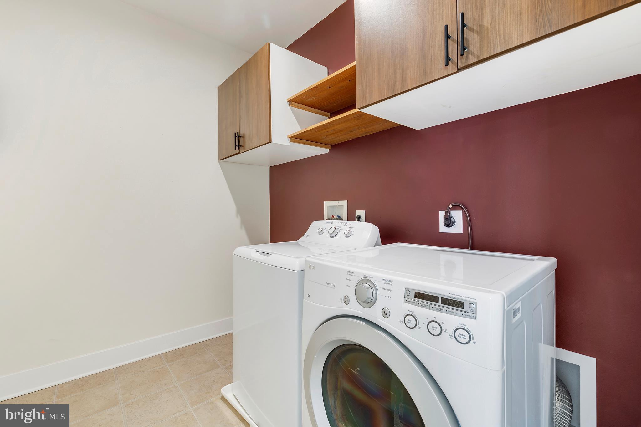 WADE'S GRANT - Residential