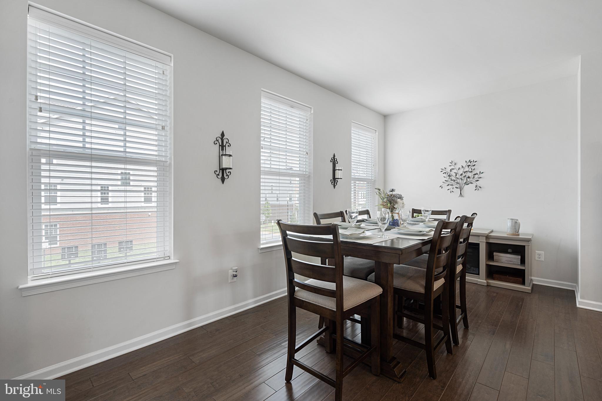 42947 RUNNING CREEK SQUARE