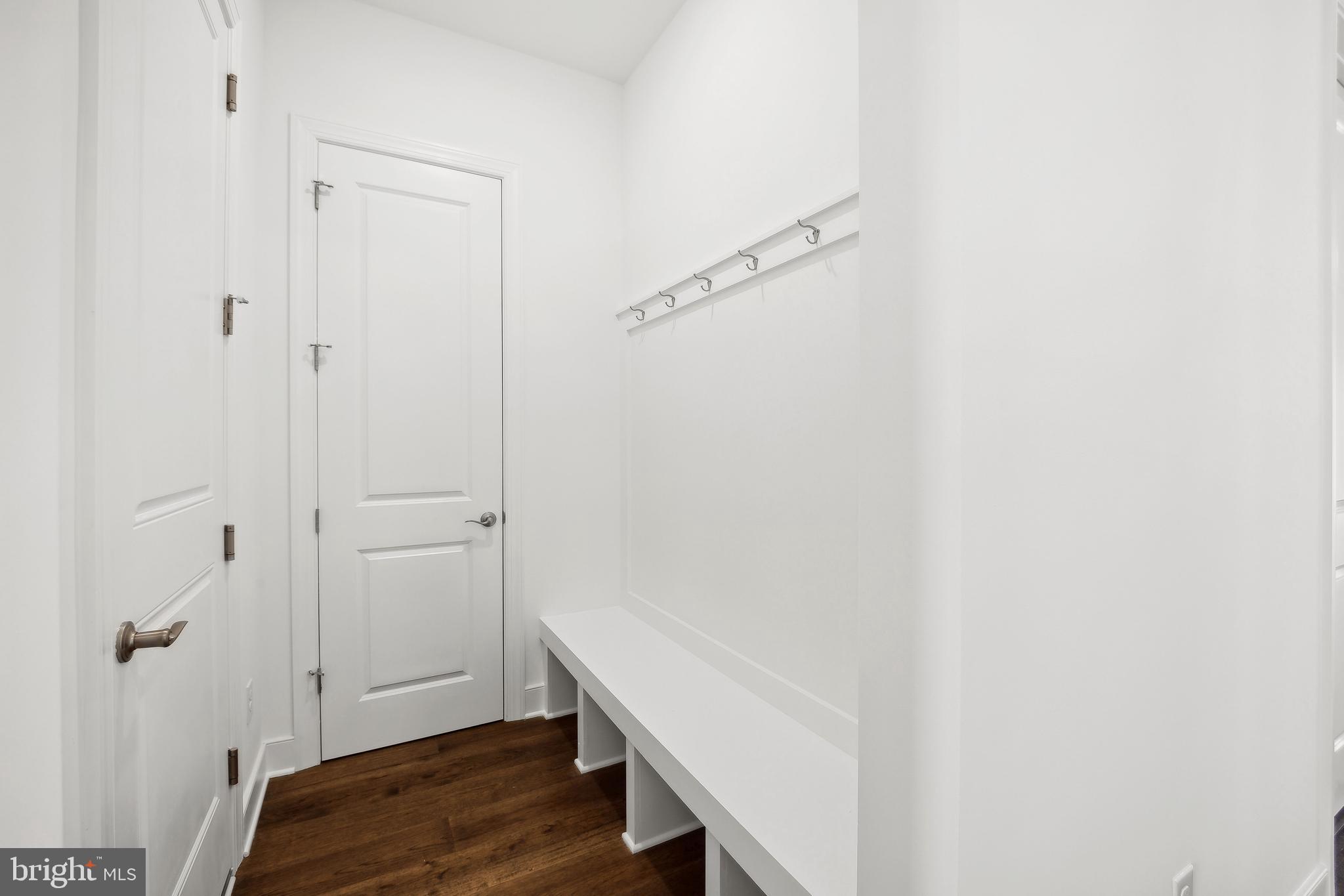 FOUR SEASONS AT EASTON - Residential