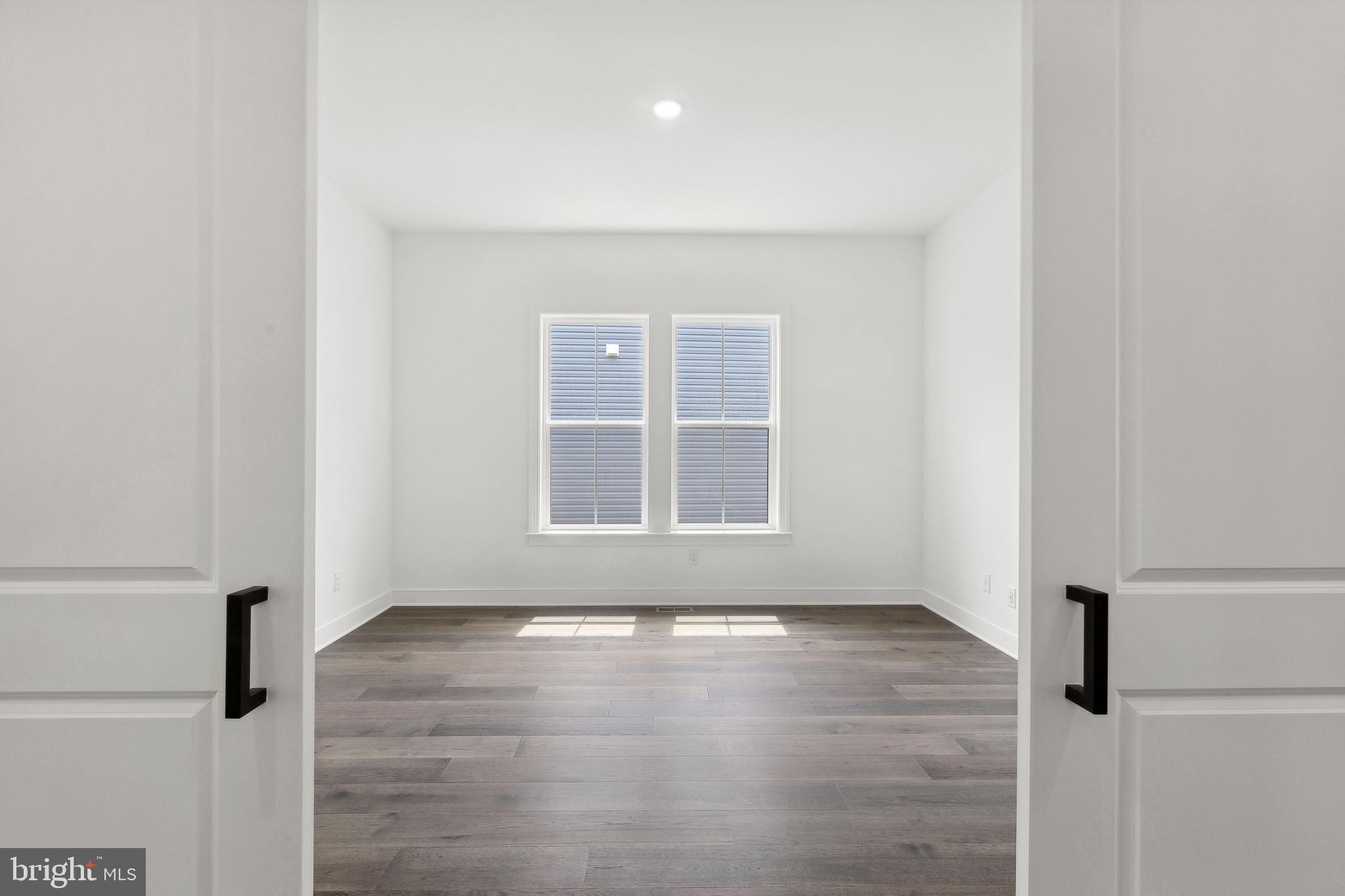 FOUR SEASONS AT EASTON - Residential