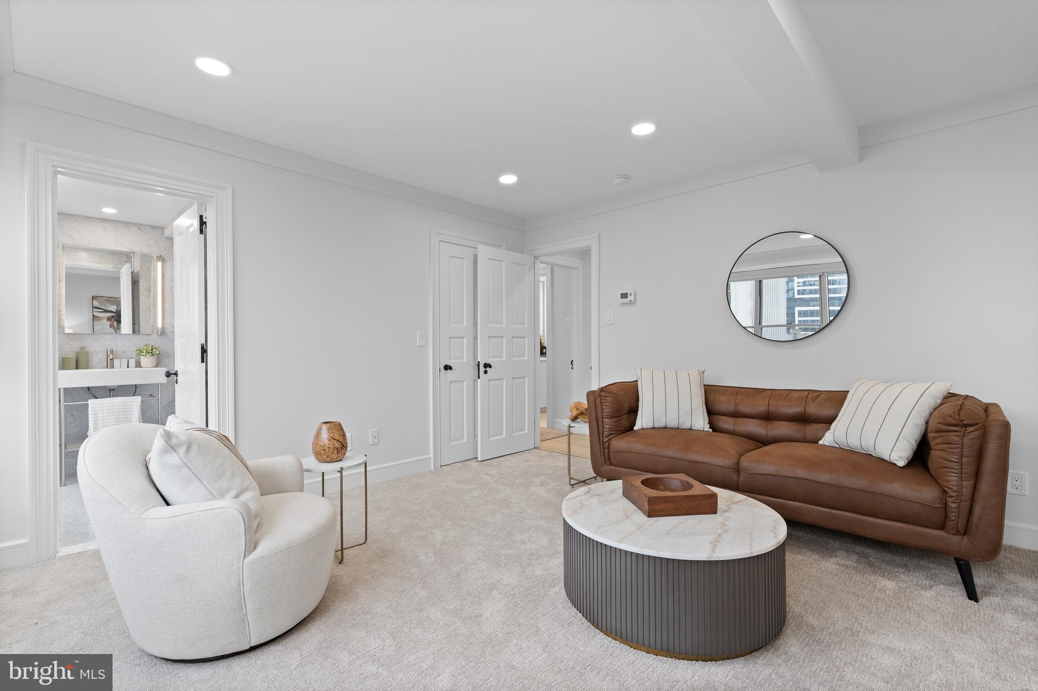 RITTENHOUSE SQUARE - Residential Lease