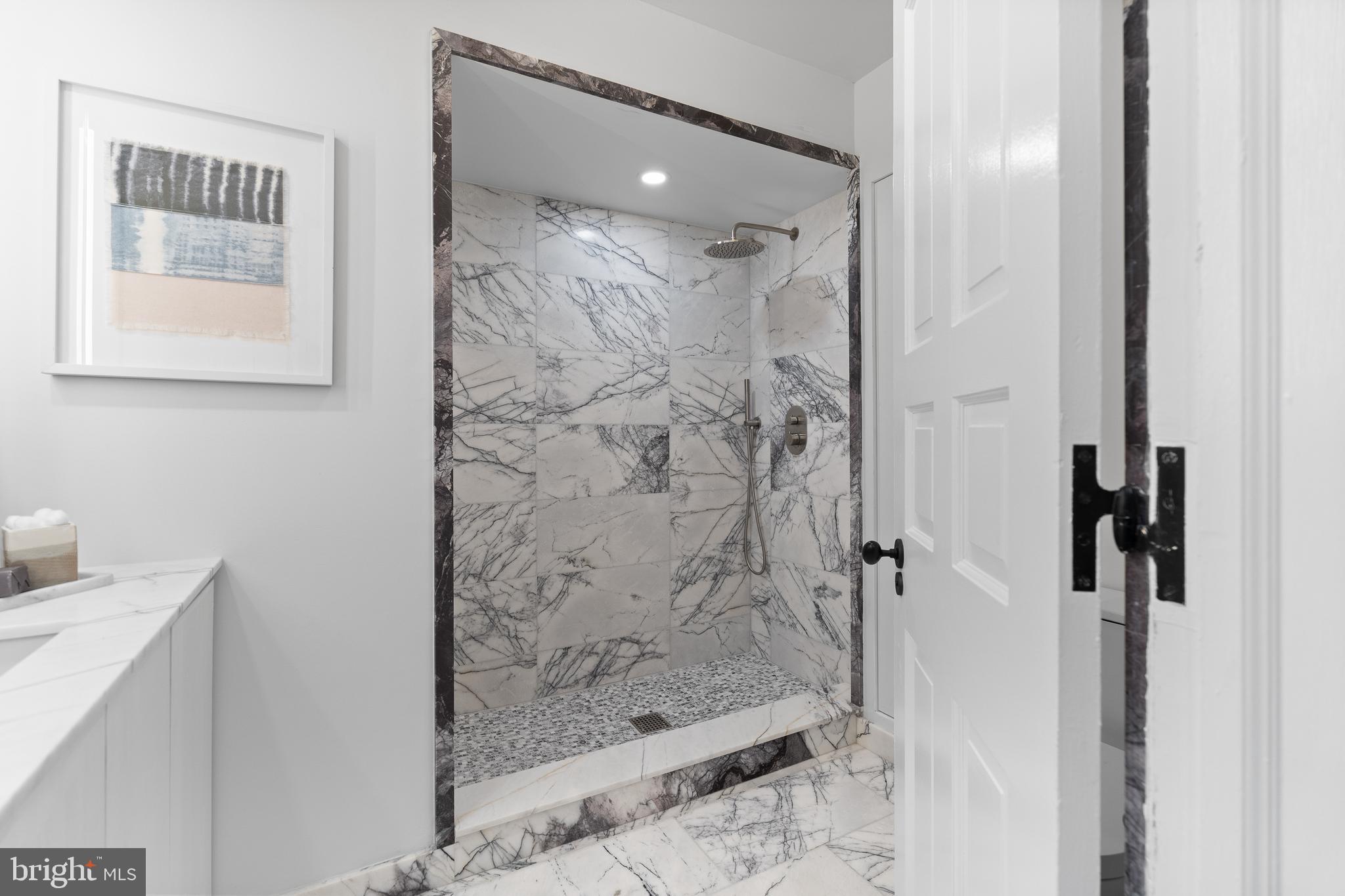 RITTENHOUSE SQUARE - Residential Lease