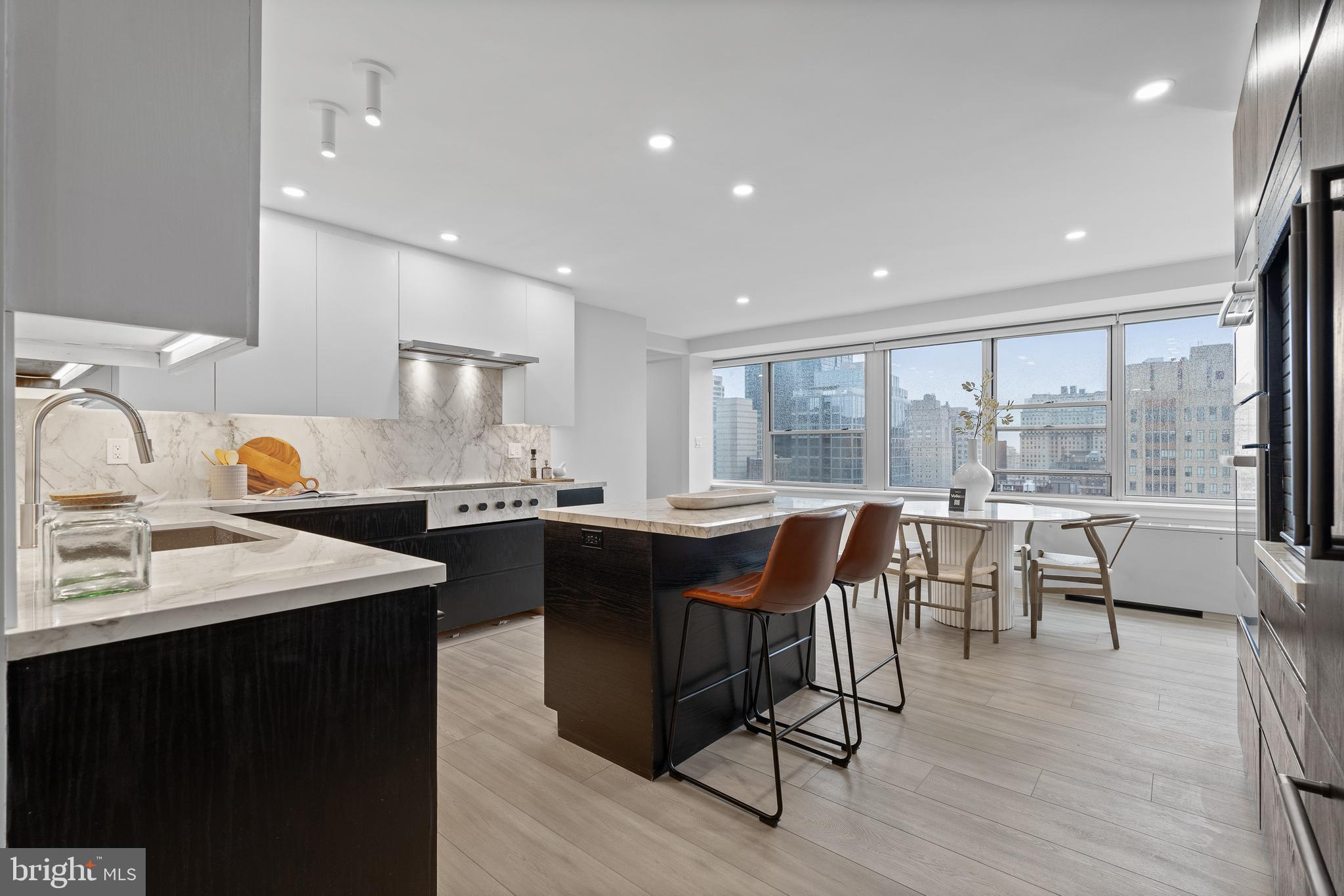 RITTENHOUSE SQUARE - Residential Lease