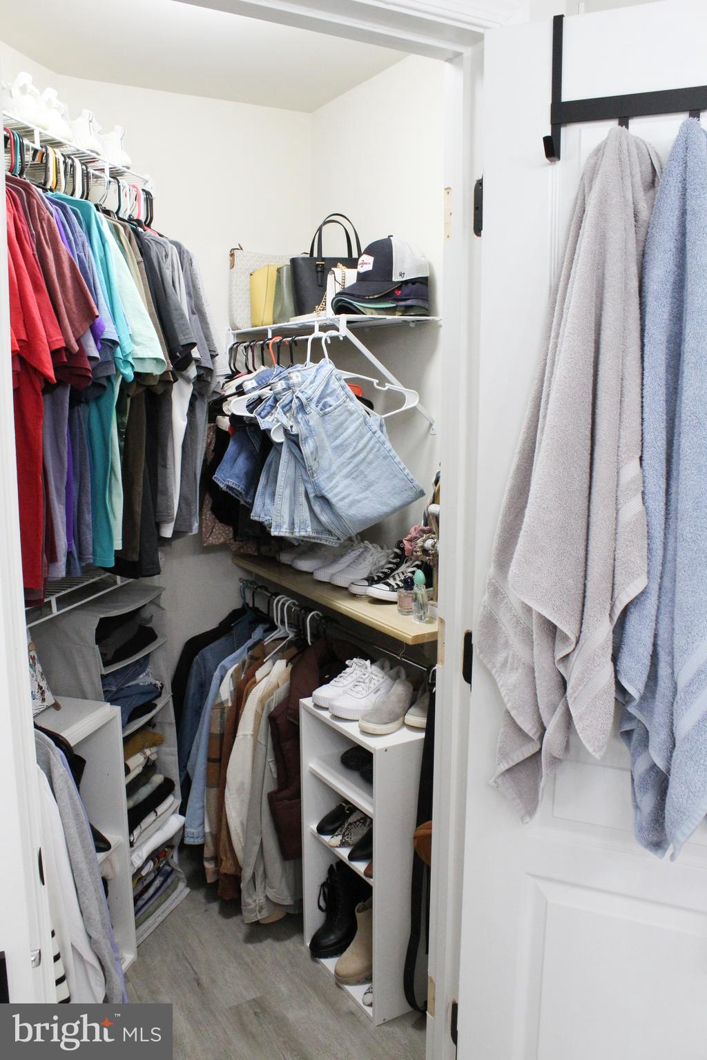 DEARBOUGHT - Residential