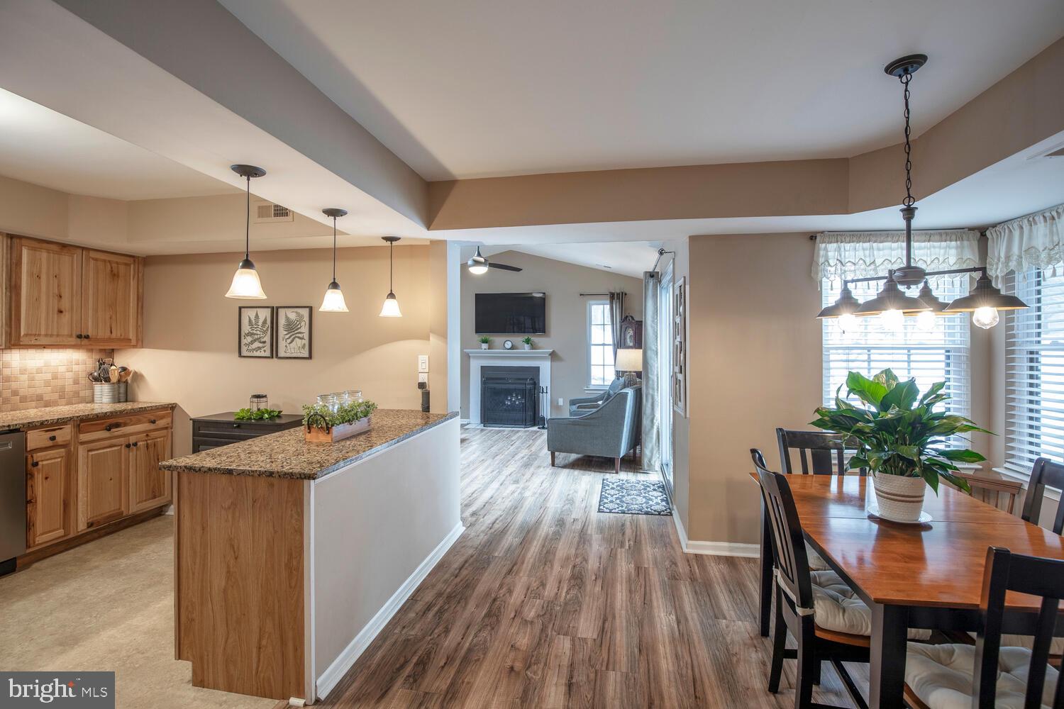 HAMPTON GREENS - Residential