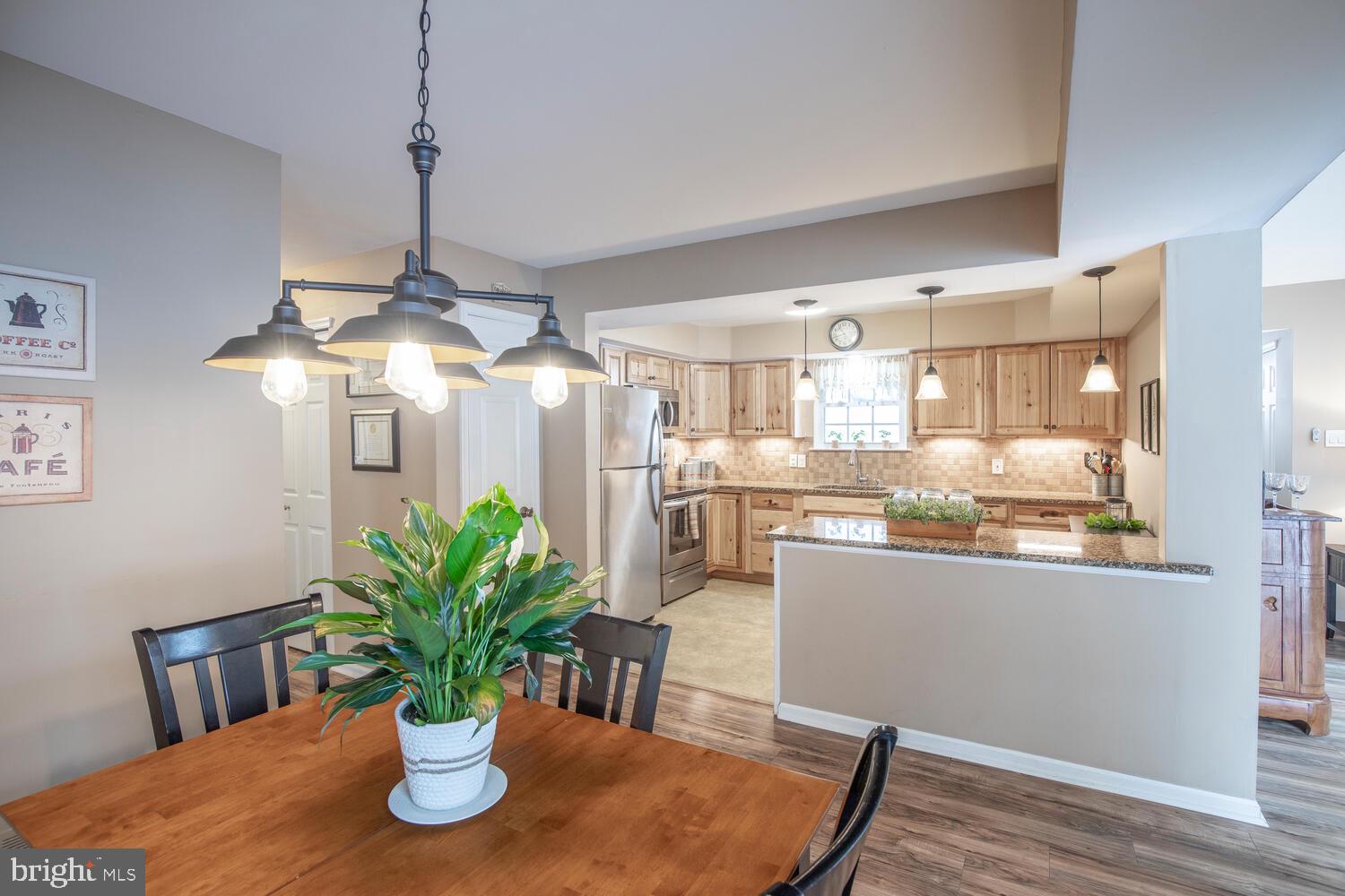 HAMPTON GREENS - Residential