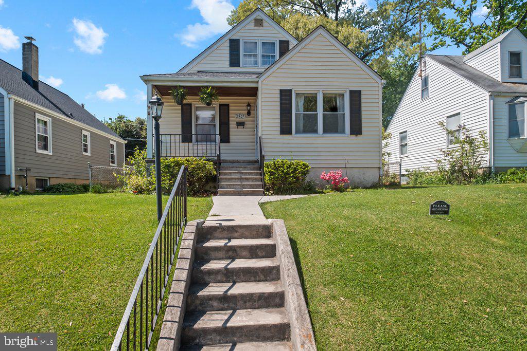 EDGEWOOD PARK - Residential