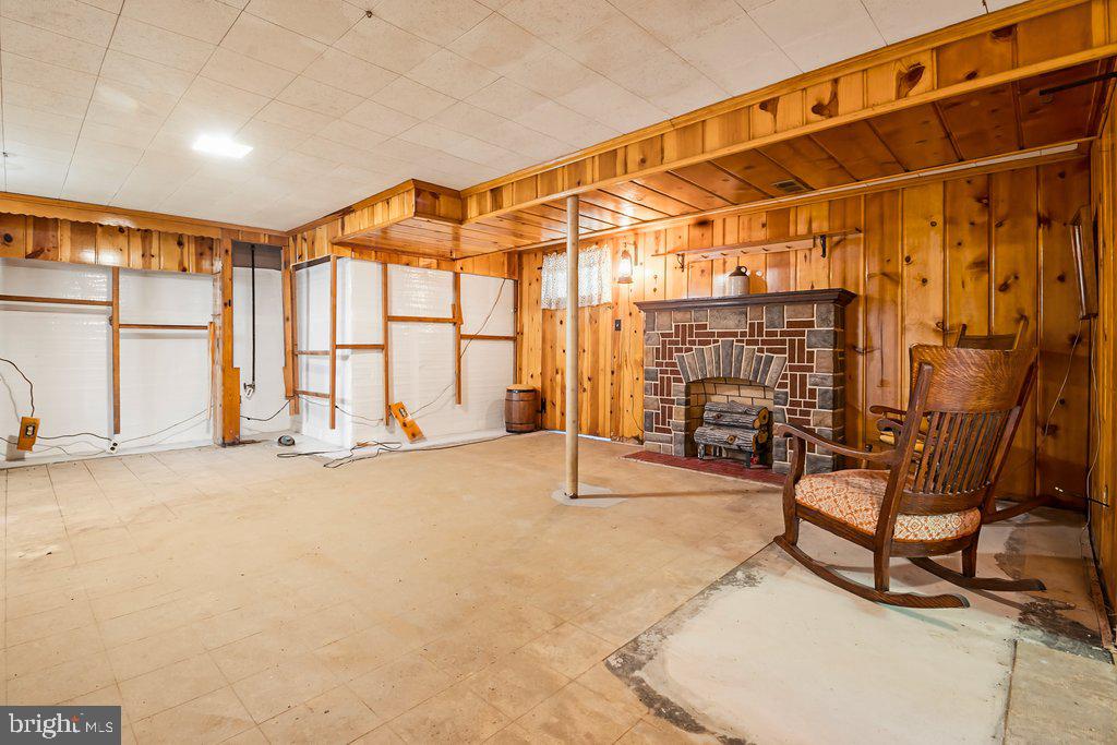 EDGEWOOD PARK - Residential