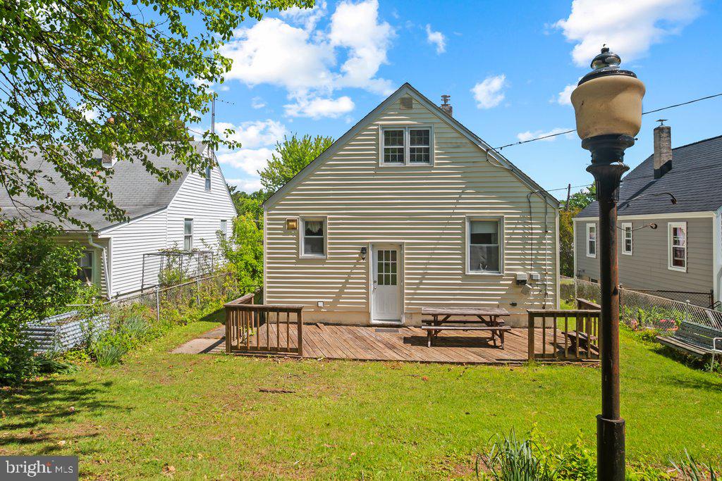 EDGEWOOD PARK - Residential