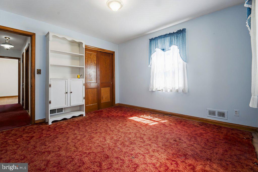EDGEWOOD PARK - Residential
