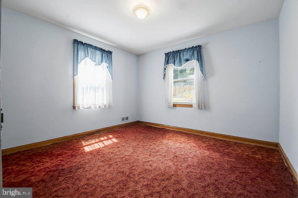 EDGEWOOD PARK - Residential