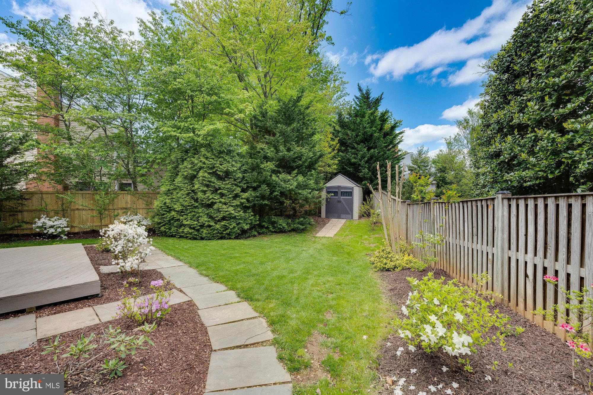 WOLFTRAP RIDGE - Residential