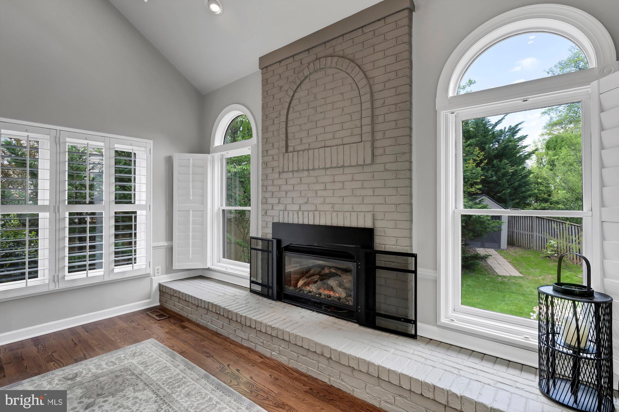 WOLFTRAP RIDGE - Residential