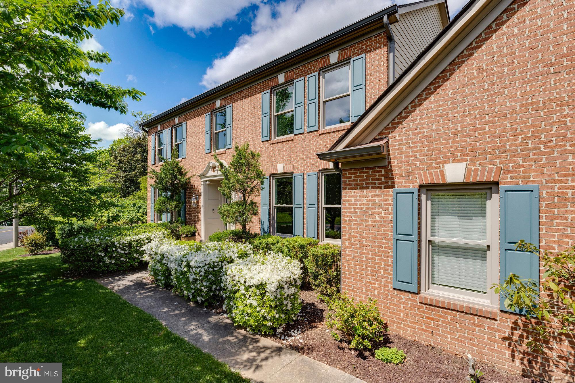 WOLFTRAP RIDGE - Residential