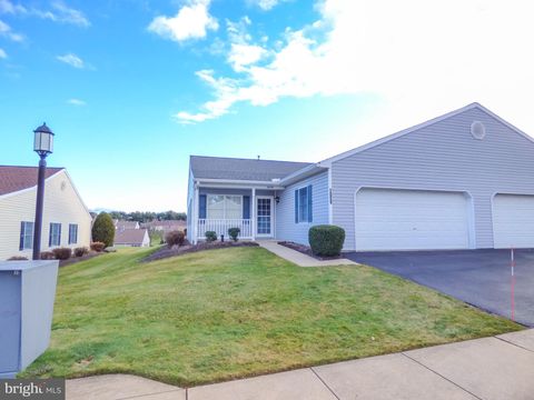 2059 FAVERSHAM WAY 2059 YORK PA 17402