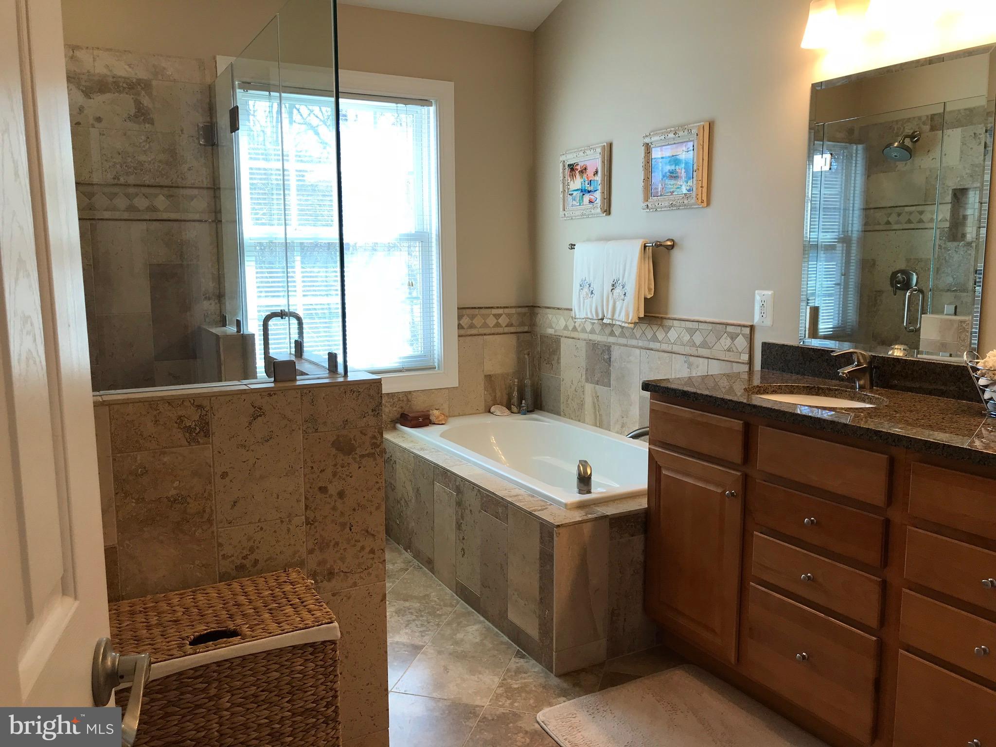 ELMWOOD - Residential
