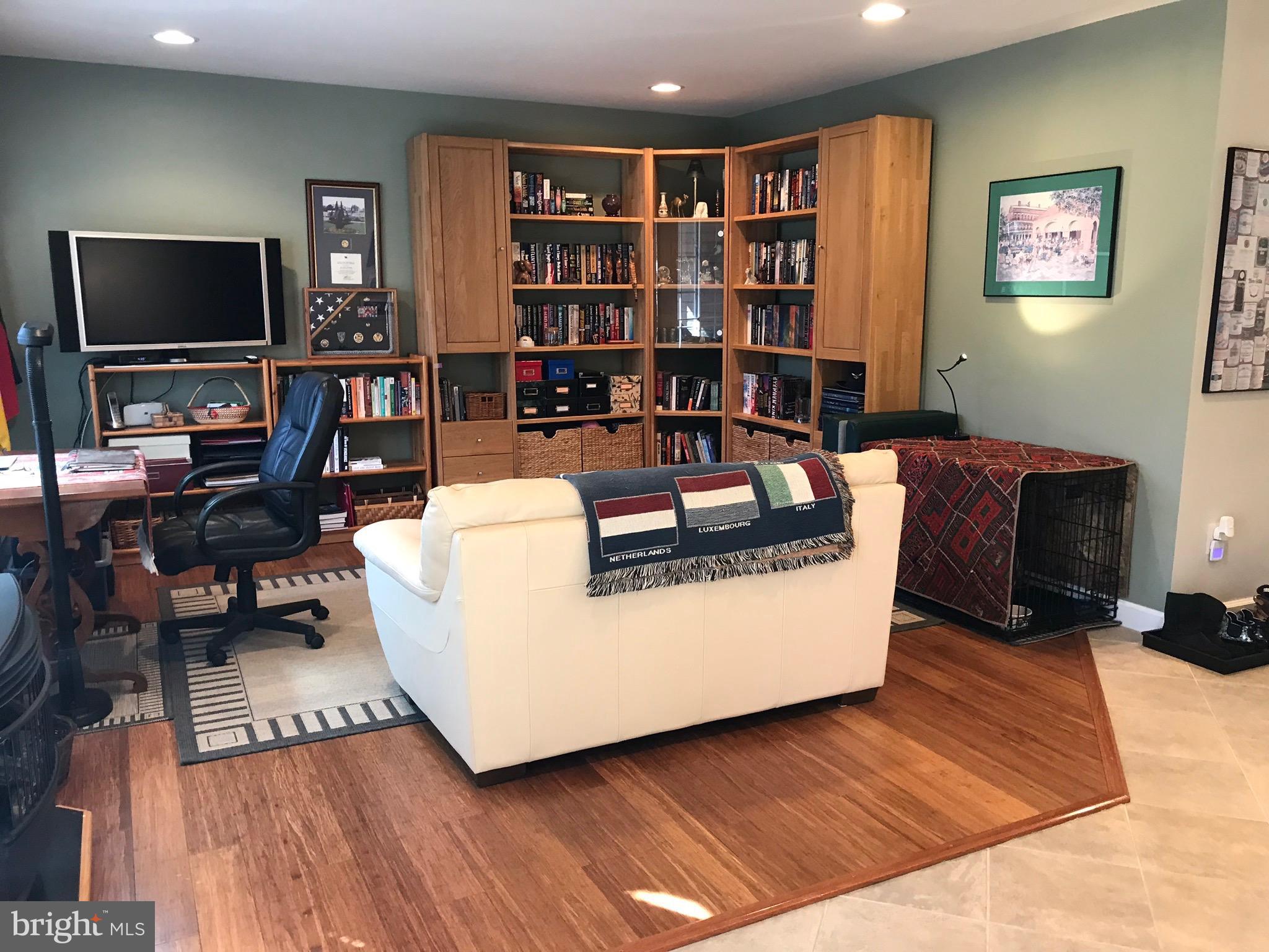 ELMWOOD - Residential